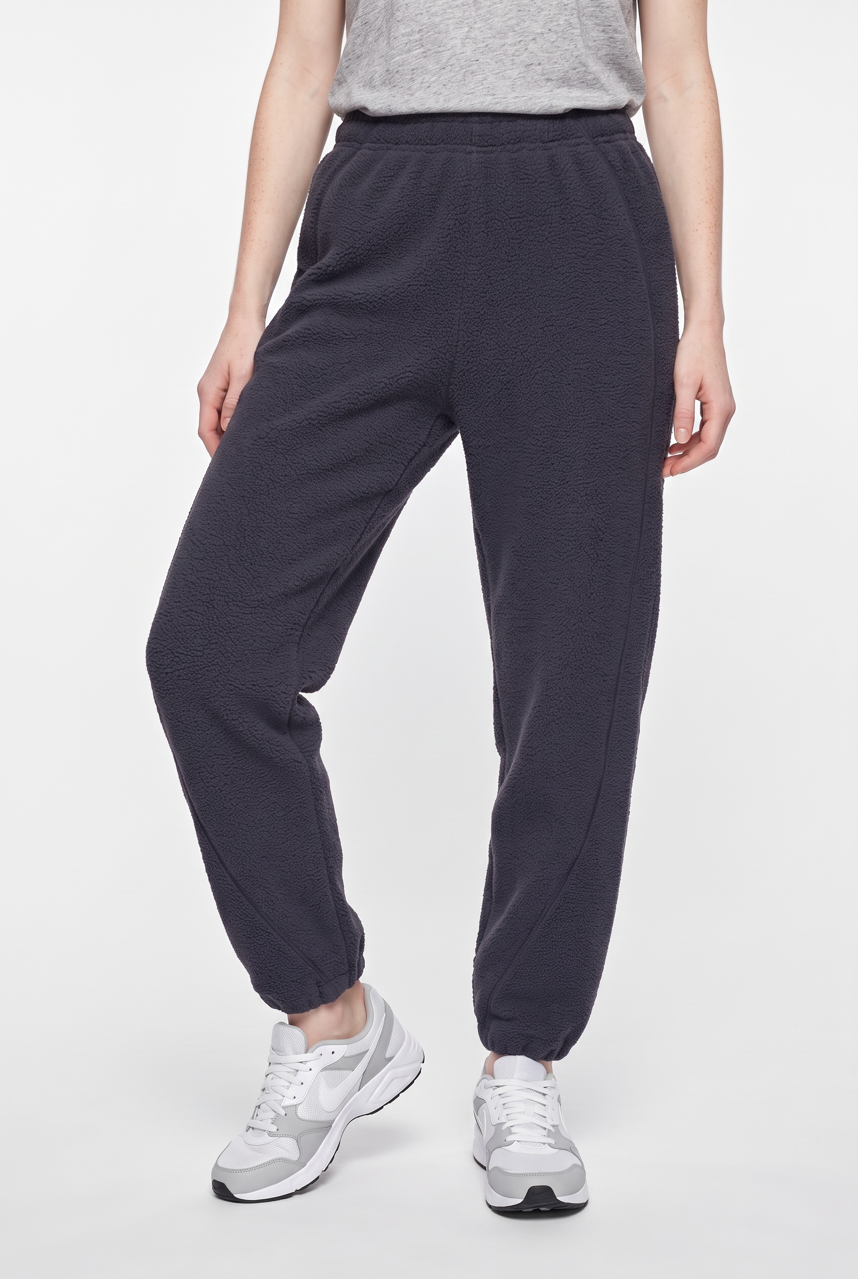 Nike Sportswear Plüschhose »W NK CHILL POLAR FLC PANT«  mit elastischem Bund, auch in großen Größen