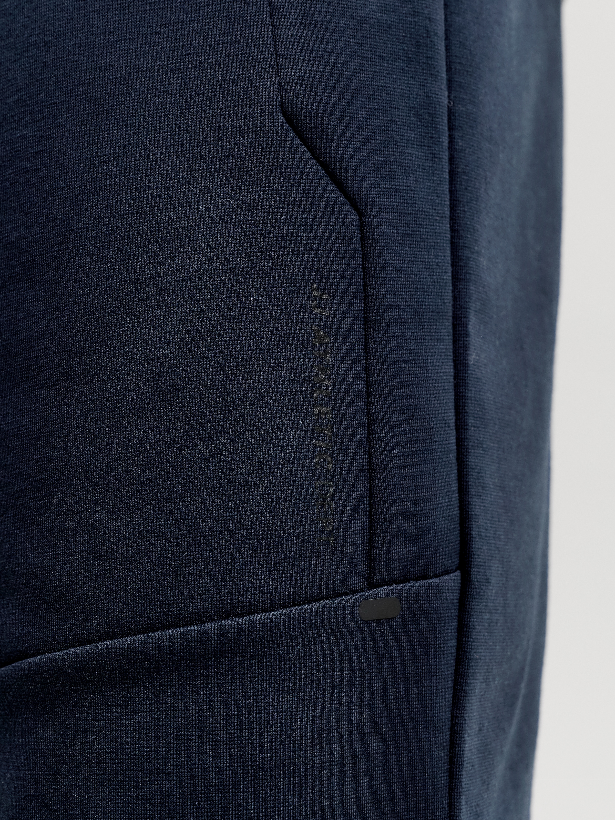 Jack & Jones Sweatshorts »JPSTGORDON BASE SWEAT SHORTS SRT SN«  Materialmix mit Stretch, regular fit