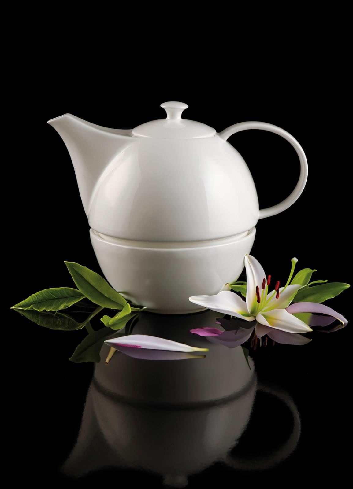 Goebel Teekanne »Teekanne mit Stövchen TableWare 1,2 l weiß« 1 Stk. tlg. Handwäsche wird empfohlen
