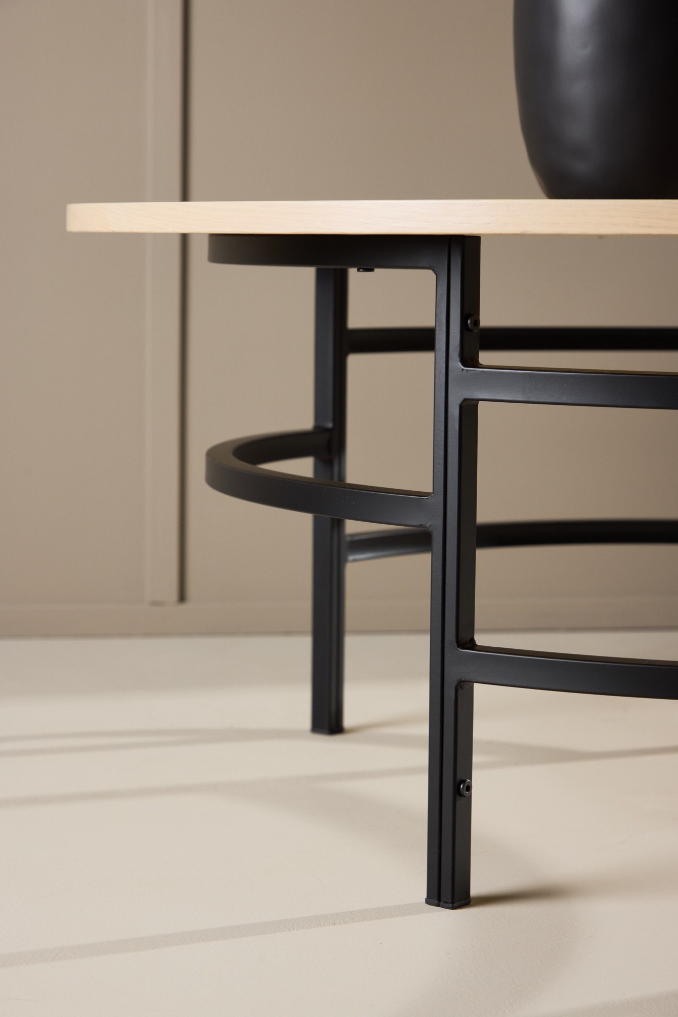 Venture Home Couchtisch »Copenhagen, runder Couchtisch Ø 100 cm in skandinavischer Eleganz« Sofatisch, MDF, Metallbeine, rund, abgerundet, modern