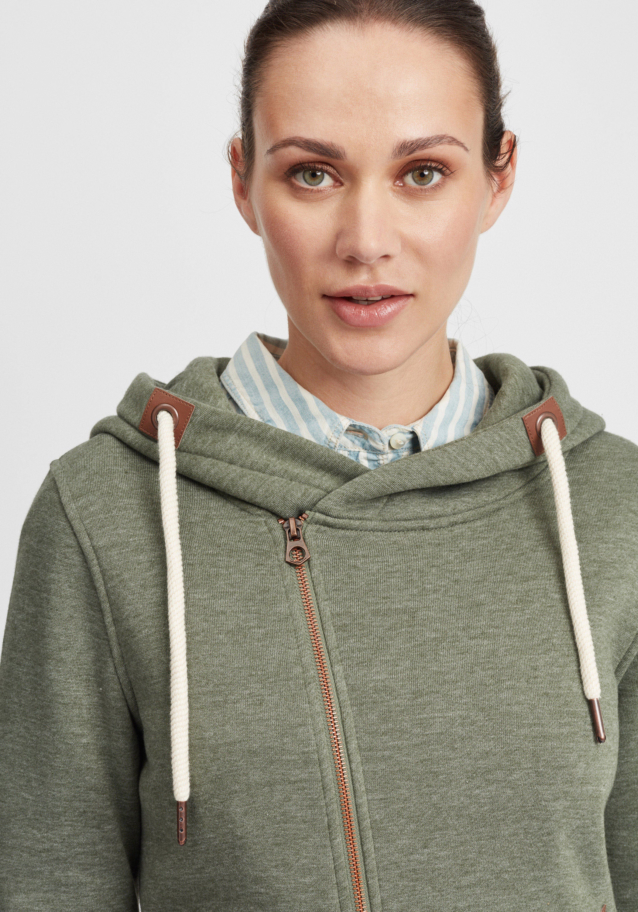 OXMO Kapuzensweatjacke »Kapuzensweatjacke OXVicky«