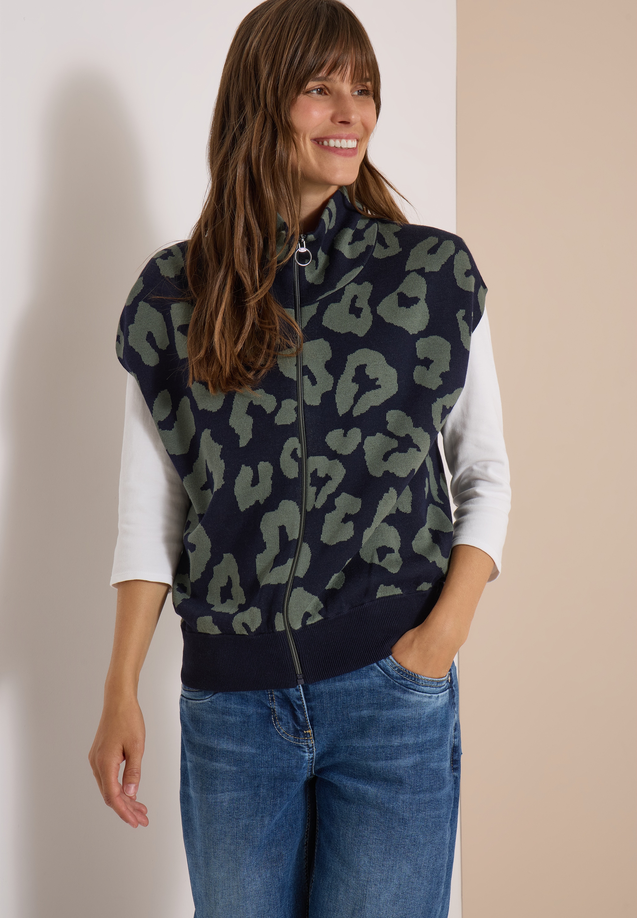 Cecil Strickweste ärmellos, mit Animal Print, großer Kragen