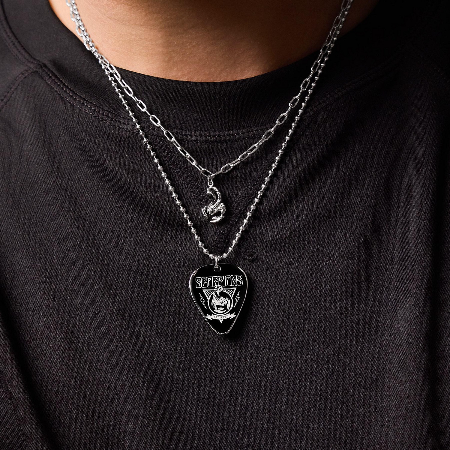 Amor Kette mit Anhänger »Scorpions by Amor, Plektrum«