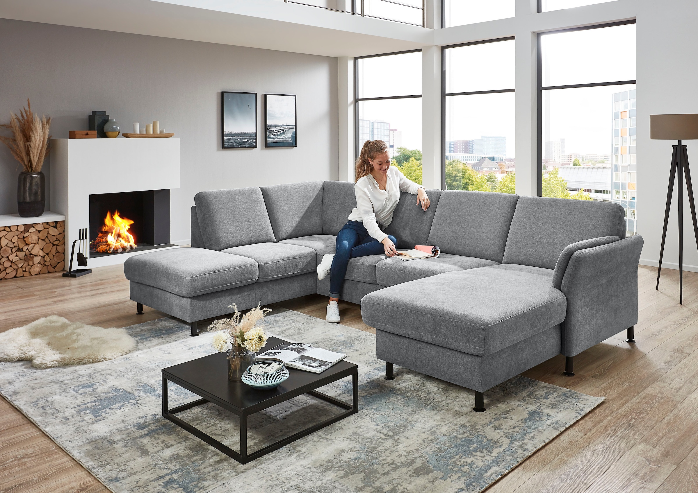 Die PlanBar Wohnlandschaft »ZE-EM18013 U-Form, Breite 305 cm« wahlweise mit Kopfstützen und Liegearmlehne