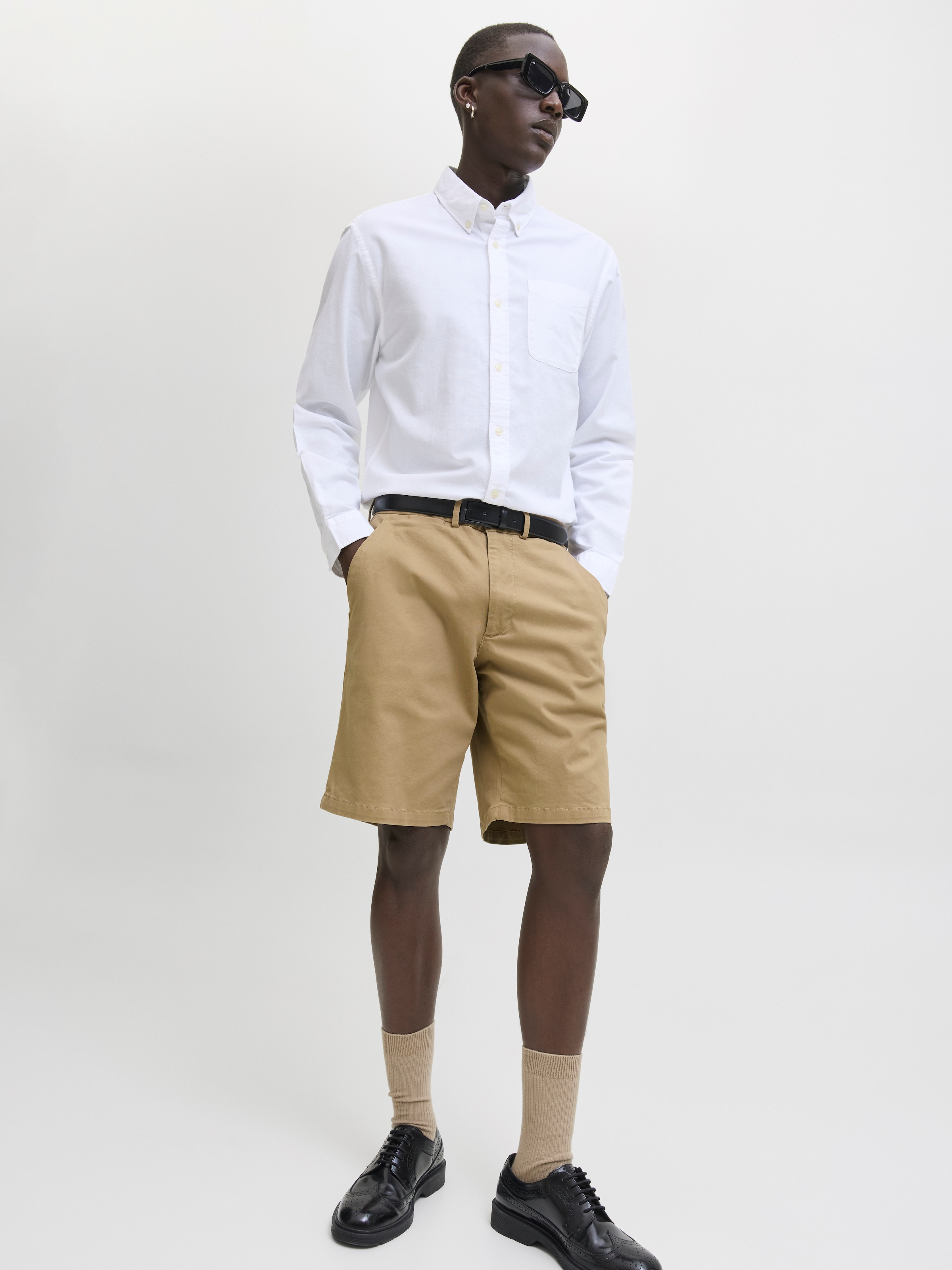 Jack & Jones Chinoshorts »JPSTKARL BARRET CHINO SHORTS MID SN«  mit Taschen