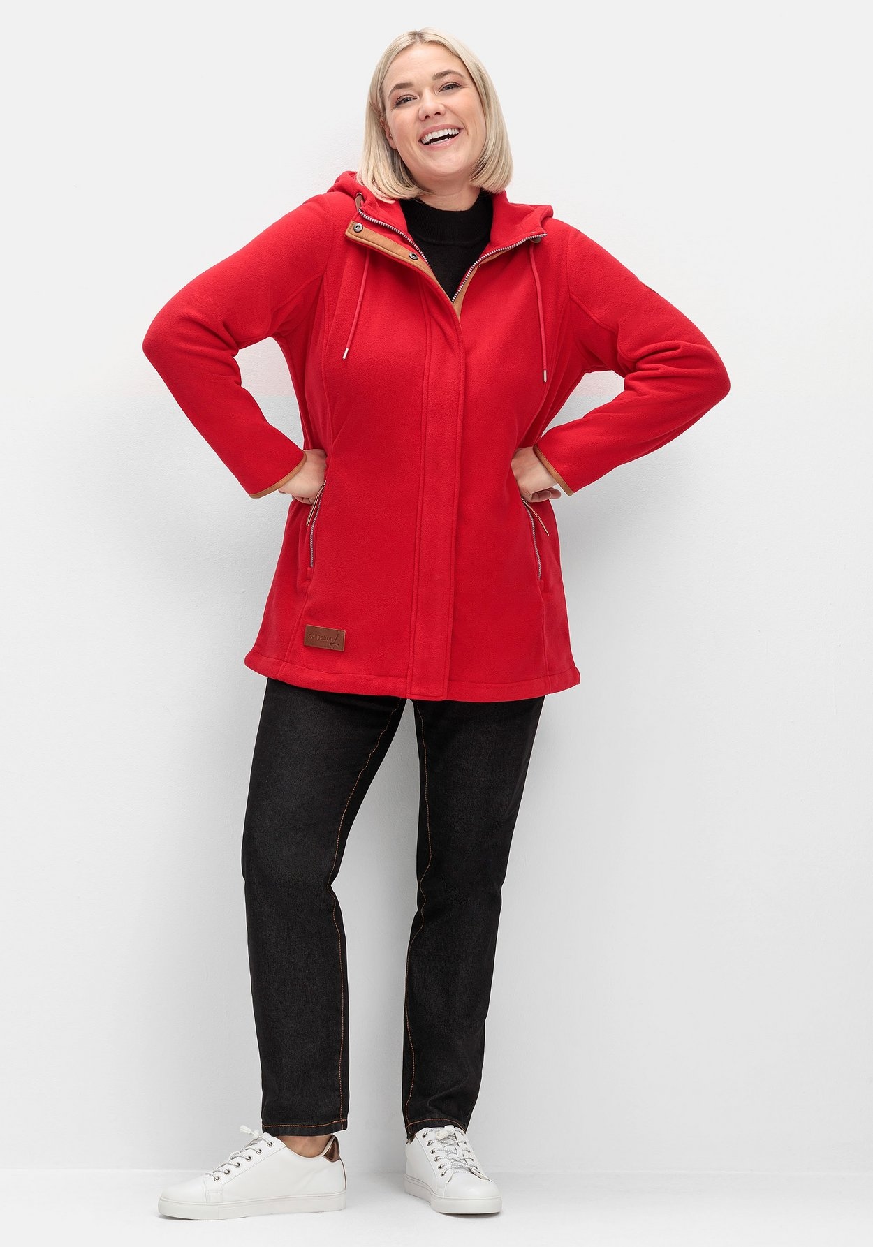 Sheego Fleecejacke »Fleecejacke mit Kontrastdetails und Kapuze«, mit Kapuze, mit Kontrastdetails und Kapuze