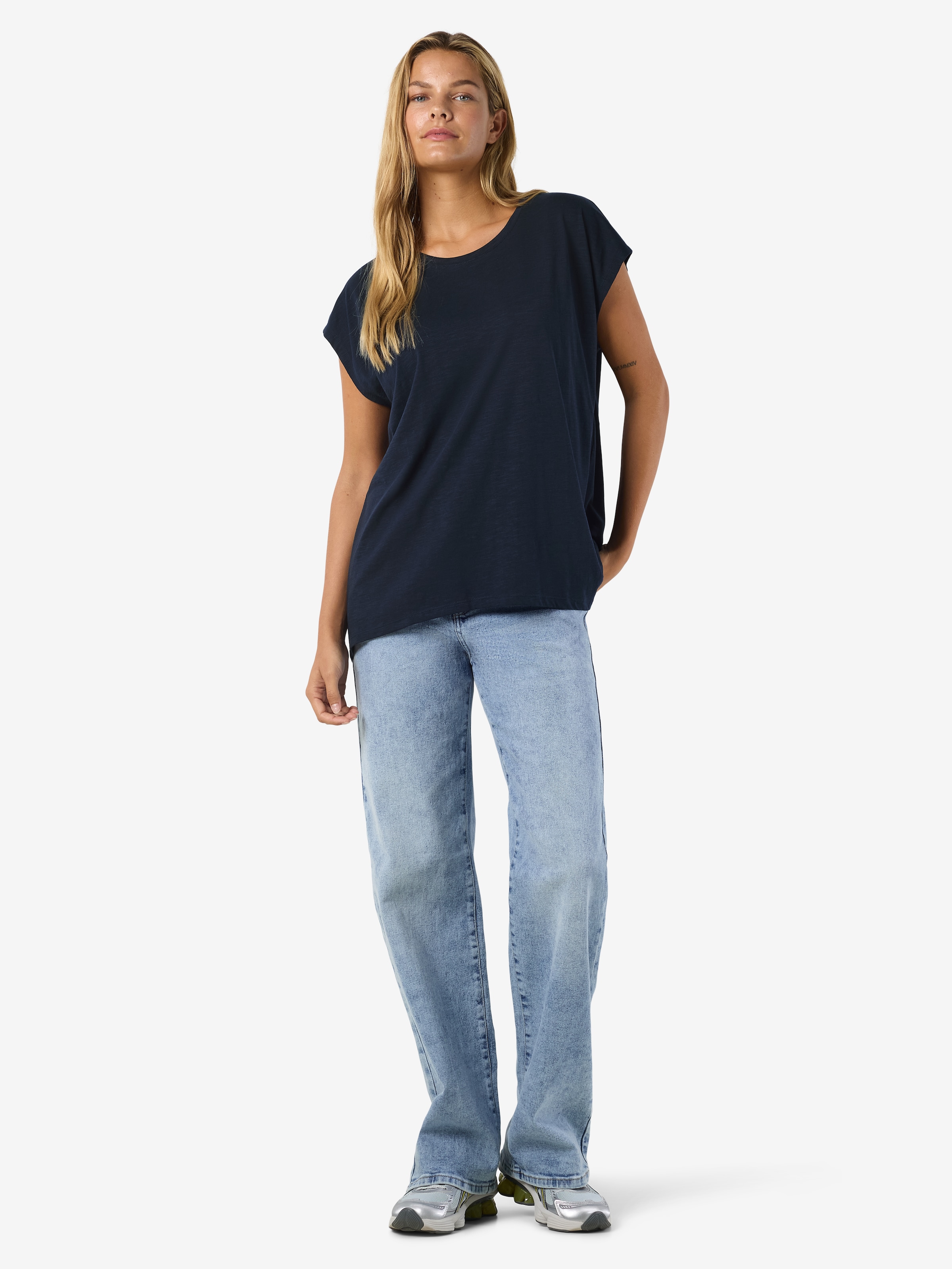 Noisy may Kurzarmshirt »NMMATHILDE S/S LOOSE LONG TOP NOOS« Baumwollmischung, relaxed fit