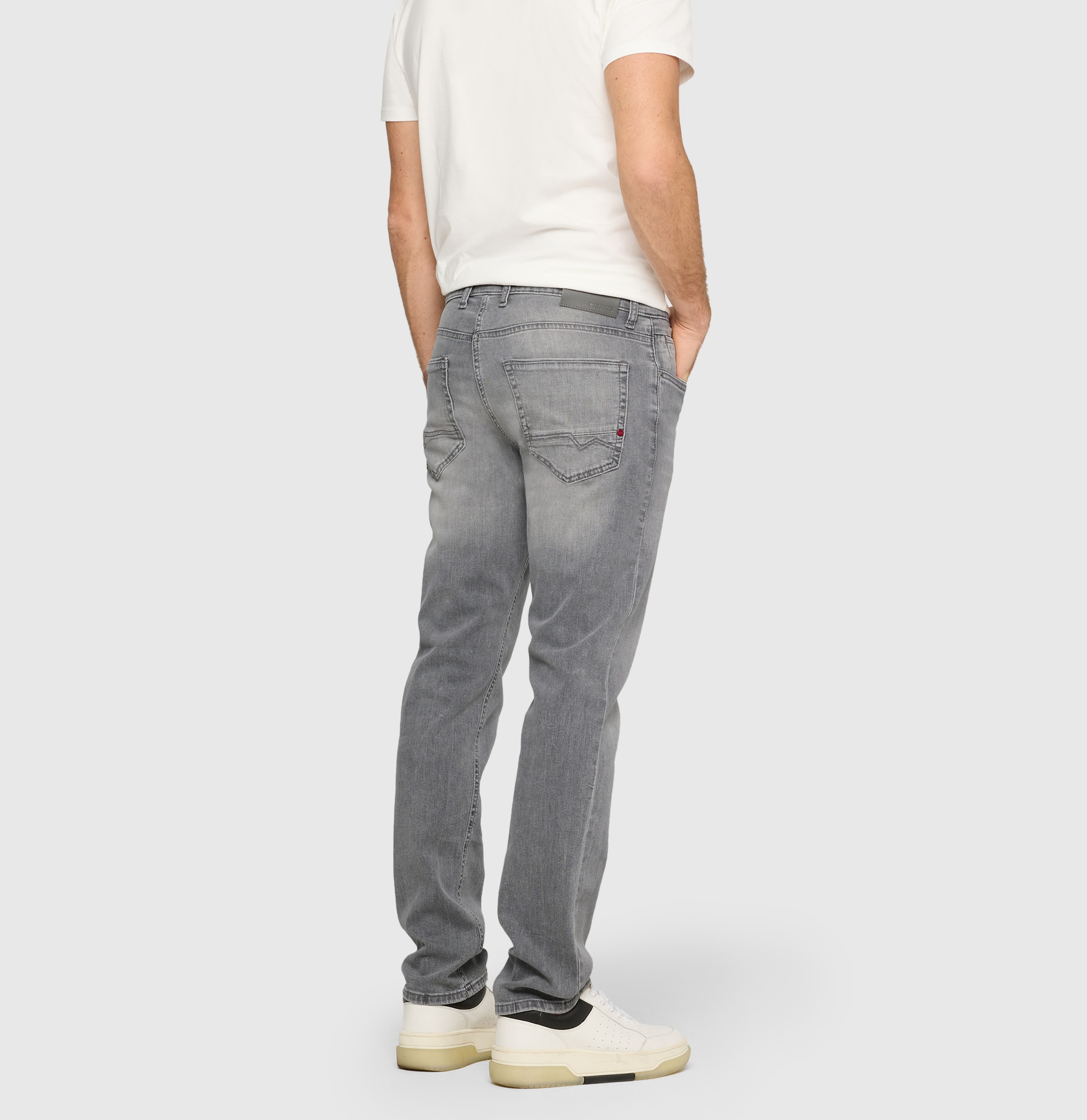 MAC Straight-Jeans »Arne Pipe«
