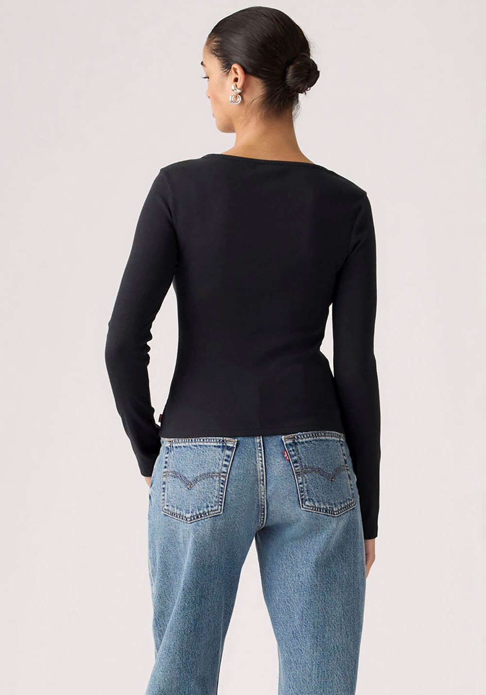 Levi's® Langarmshirt »ESSENTIAL SQRD NECK LONG SLEEVE« mit eckigem Ausschnitt