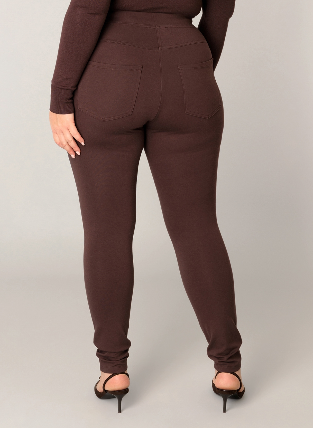 Base Level Curvy Jeggings »Arnika«, mit Badge