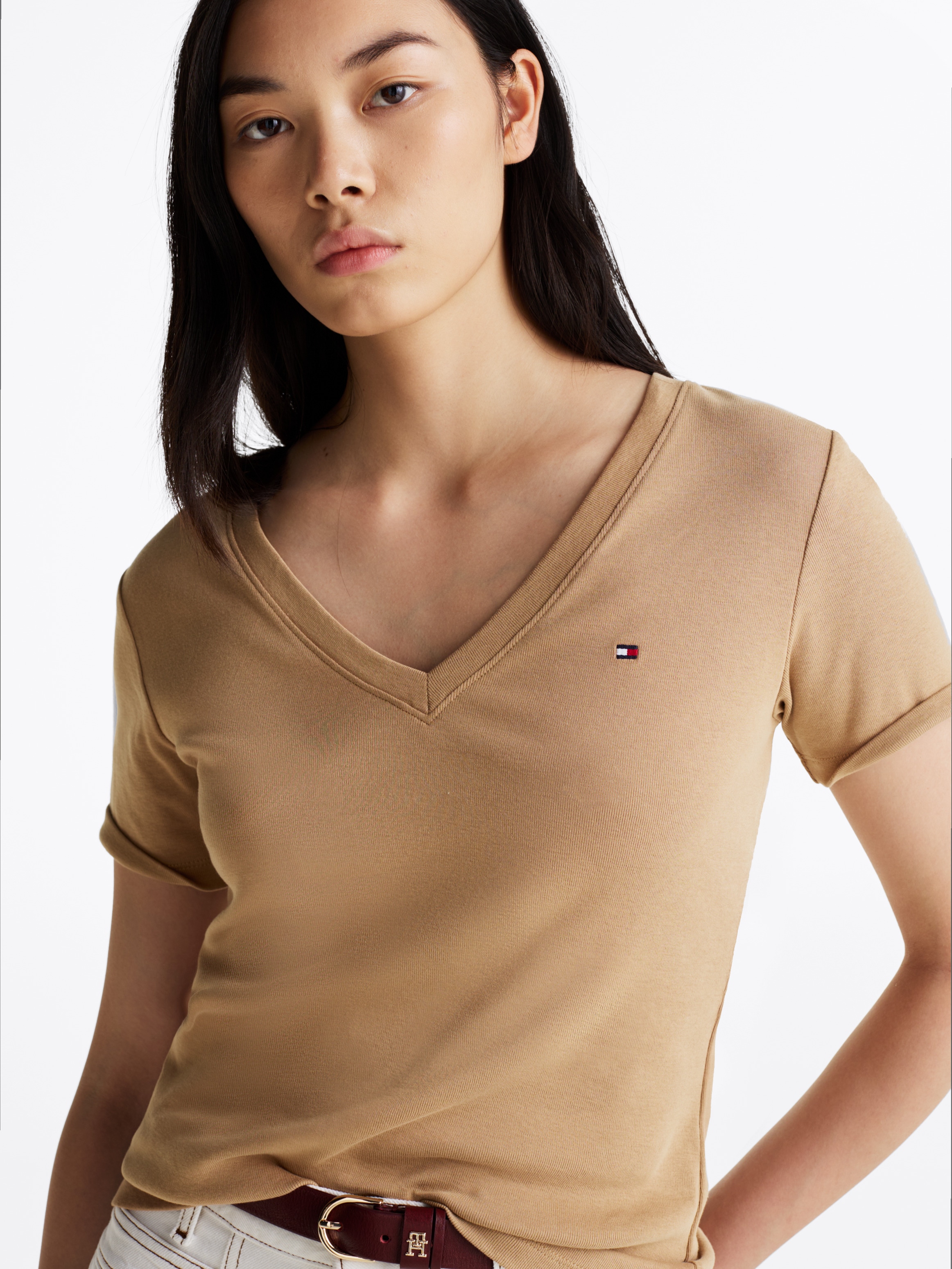 Tommy Hilfiger T-Shirt »CODY, Slim Fit«, mit V-Ausschnitt
