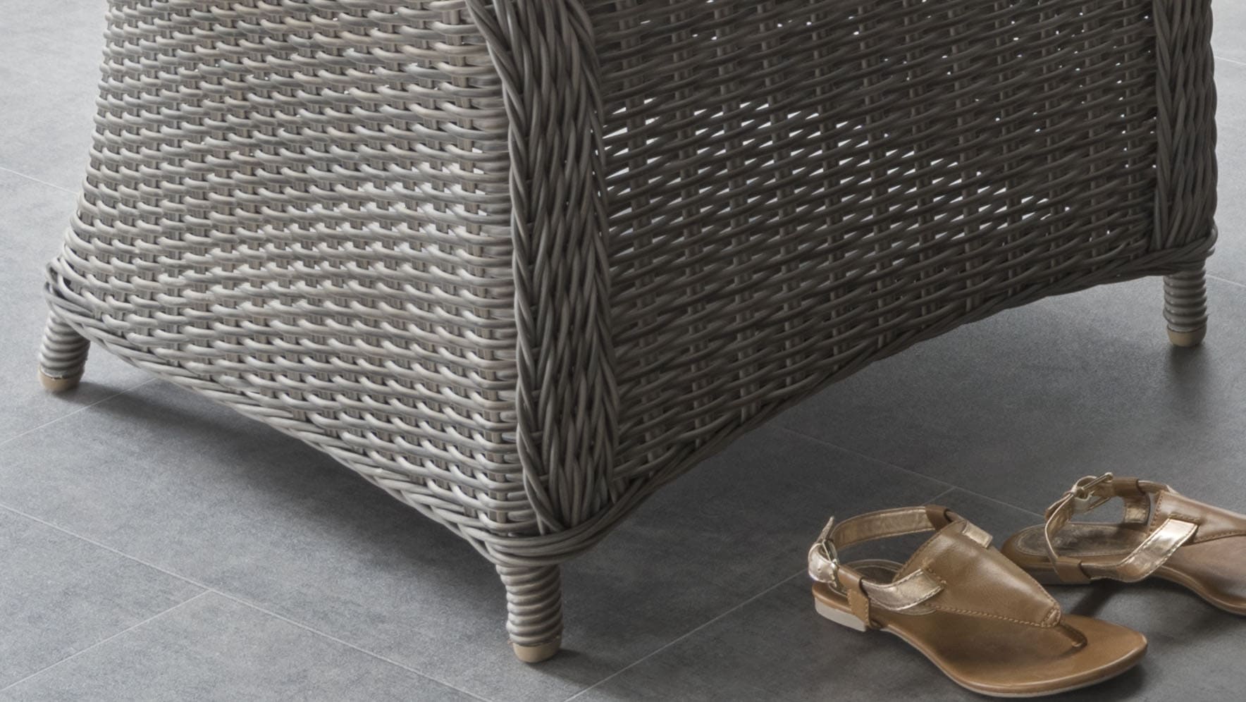 Destiny Balkonset »LUNA MERANO«, (Set, 3 tlg., 1 Beistelltisch, 2 Sessel), (Set, 7-tlg., 2 Sessel, 1 Tisch 46x47x50cm) Aluminium, Polyrattan