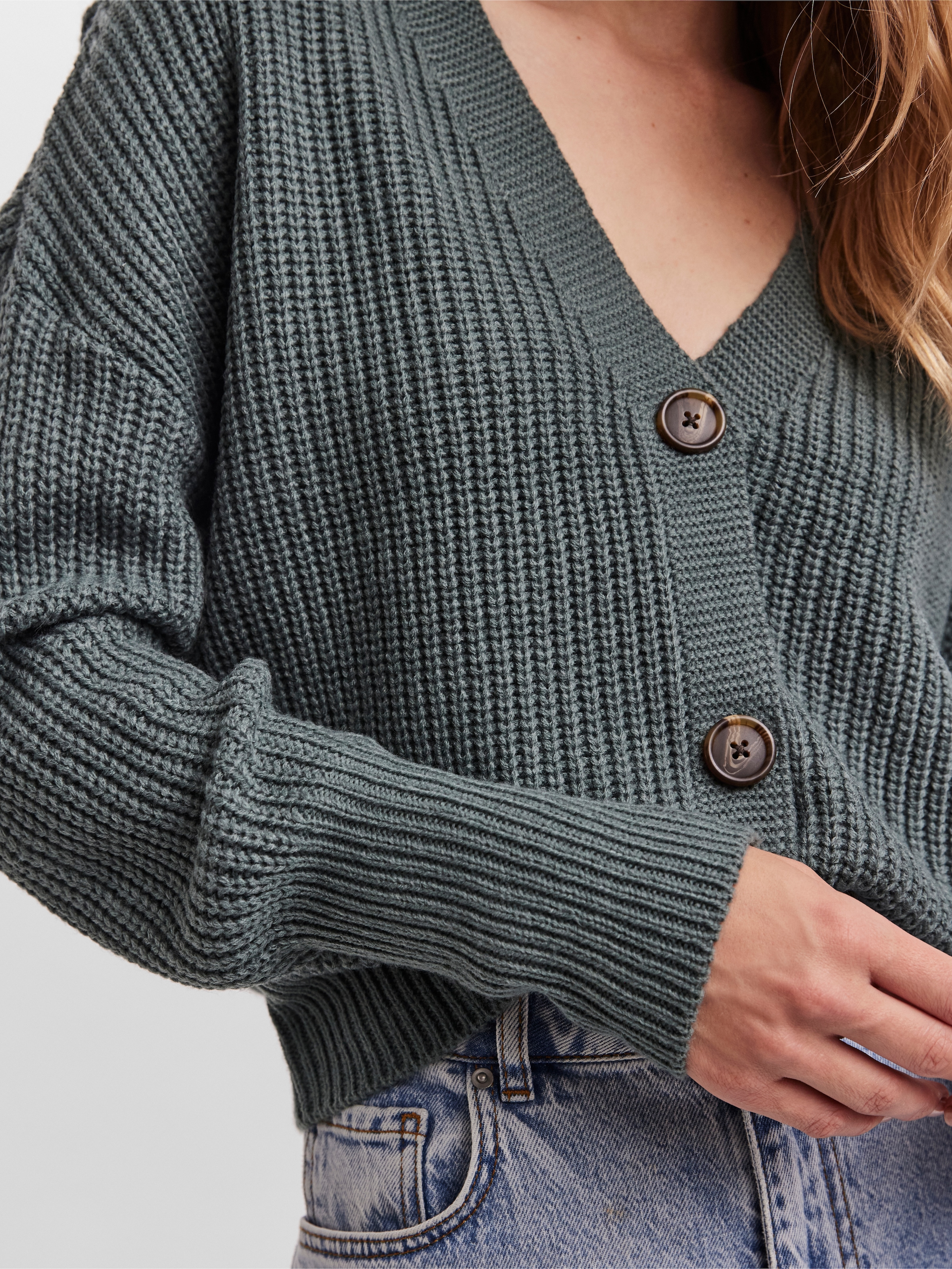 Vero Moda Strickjacke »VMLEA LS V-NECK CUFF CARDIGAN NOOS«, mit Knopfleiste