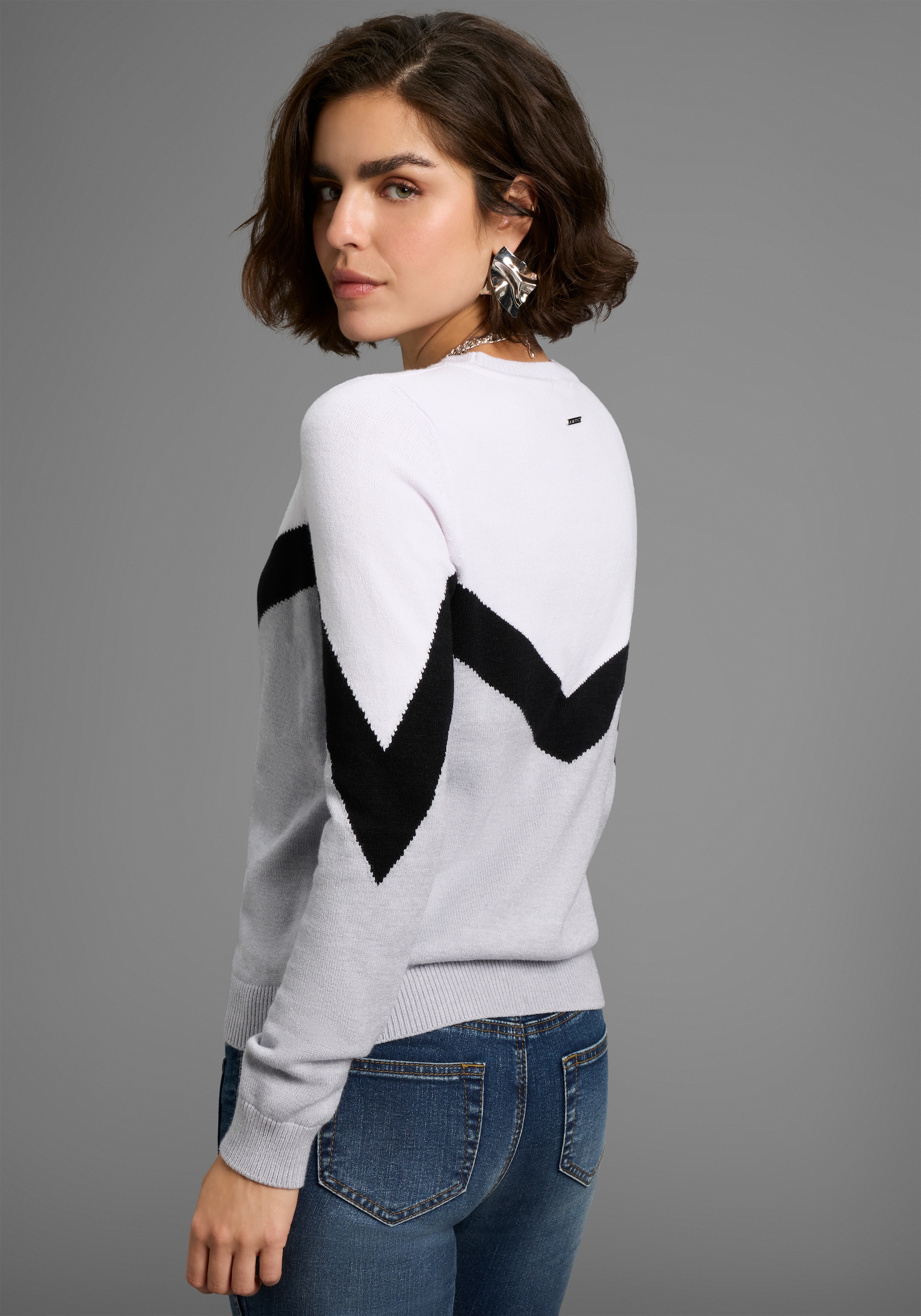 Laura Scott Rundhalspullover, mit Zickzackmuster - NEUE KOLLEKTION