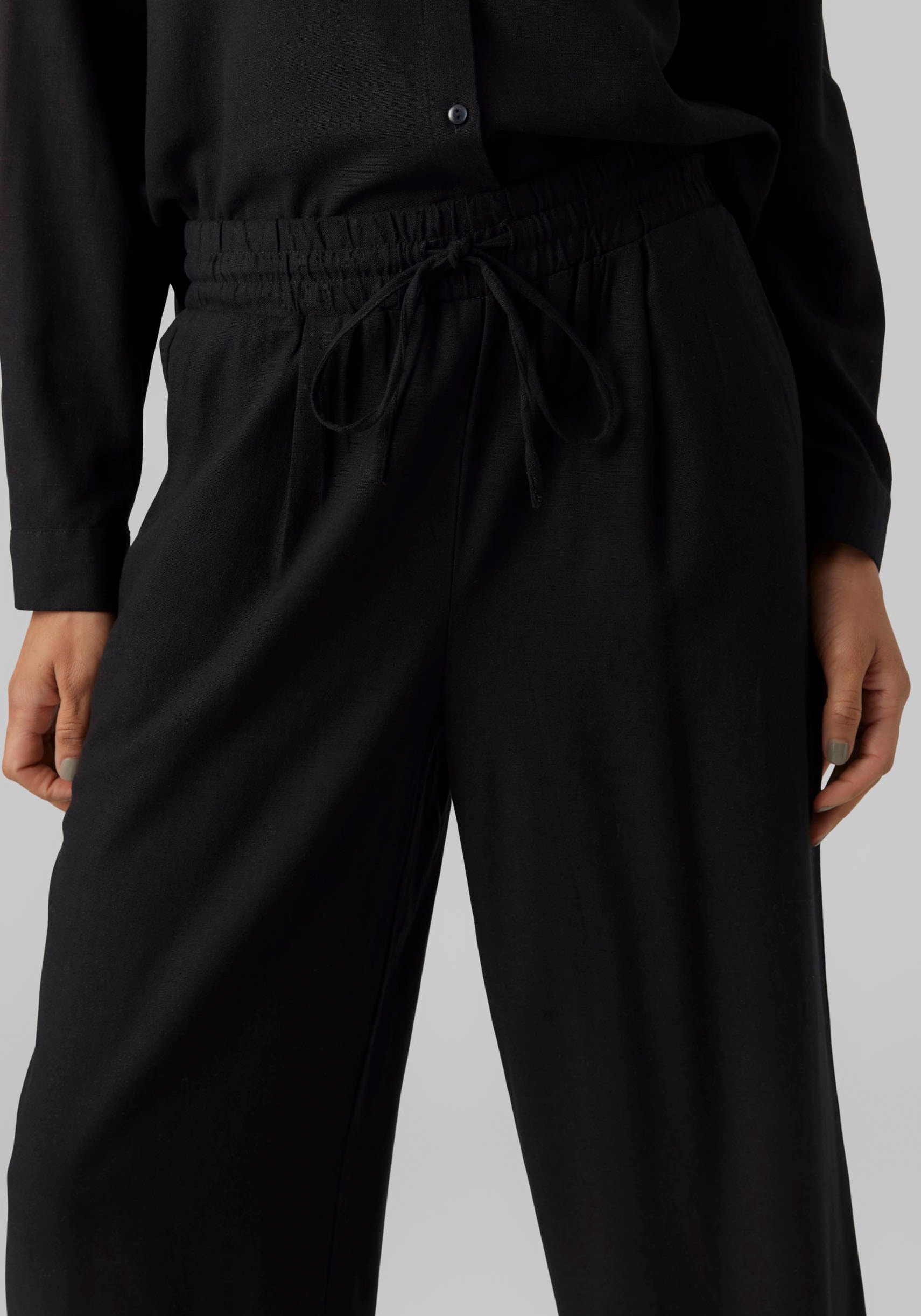 Vero Moda Schlupfhose »VMJESMILO HW WIDE PANTS WVN NOOS«  mit Seitentaschen
