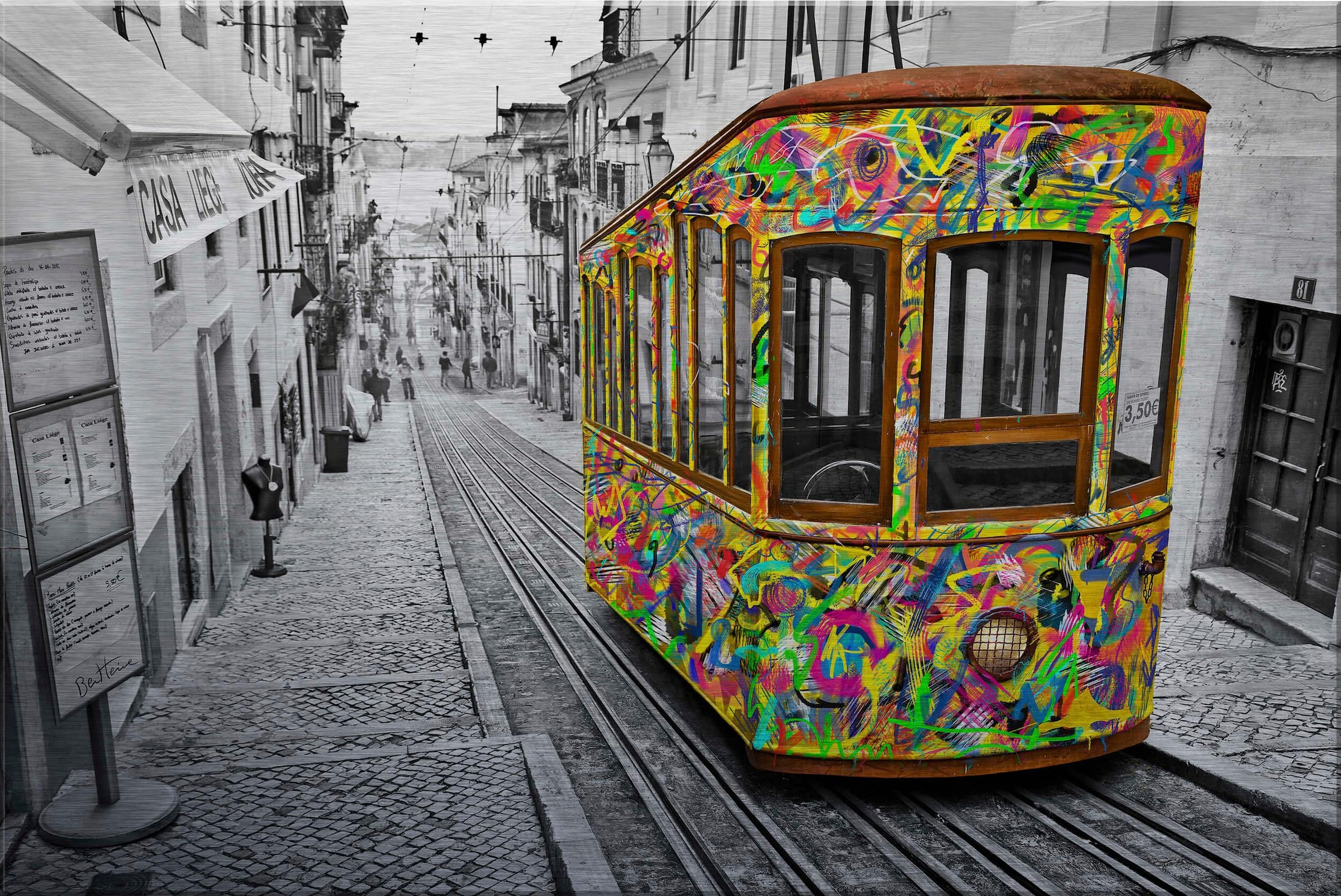 Metallbild »Ben Heine Tram in Lissabon«, Gebäude, mit Silbereffekt