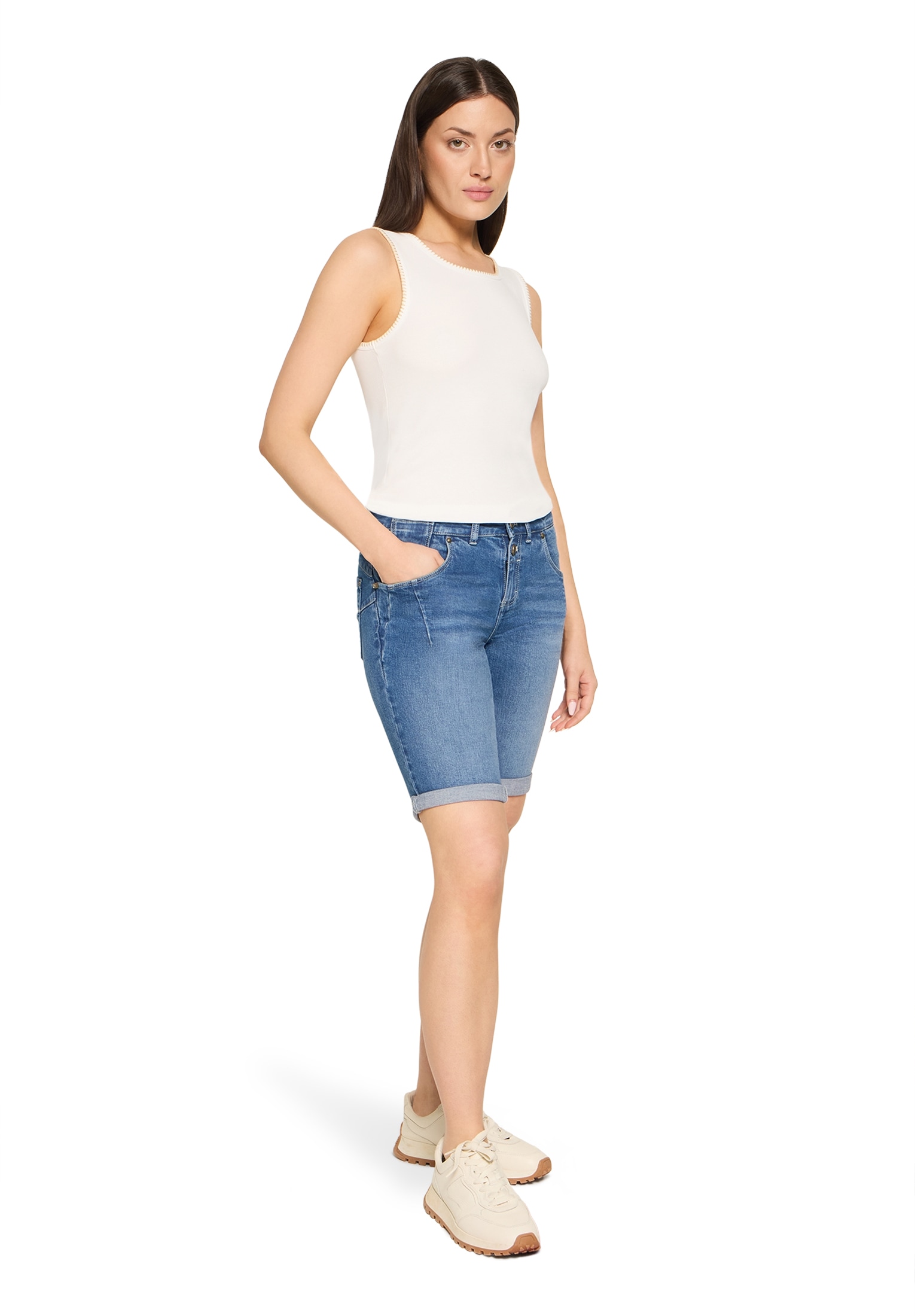 Cartoon Shorts »Jeans-Shorts mit Stickerei«