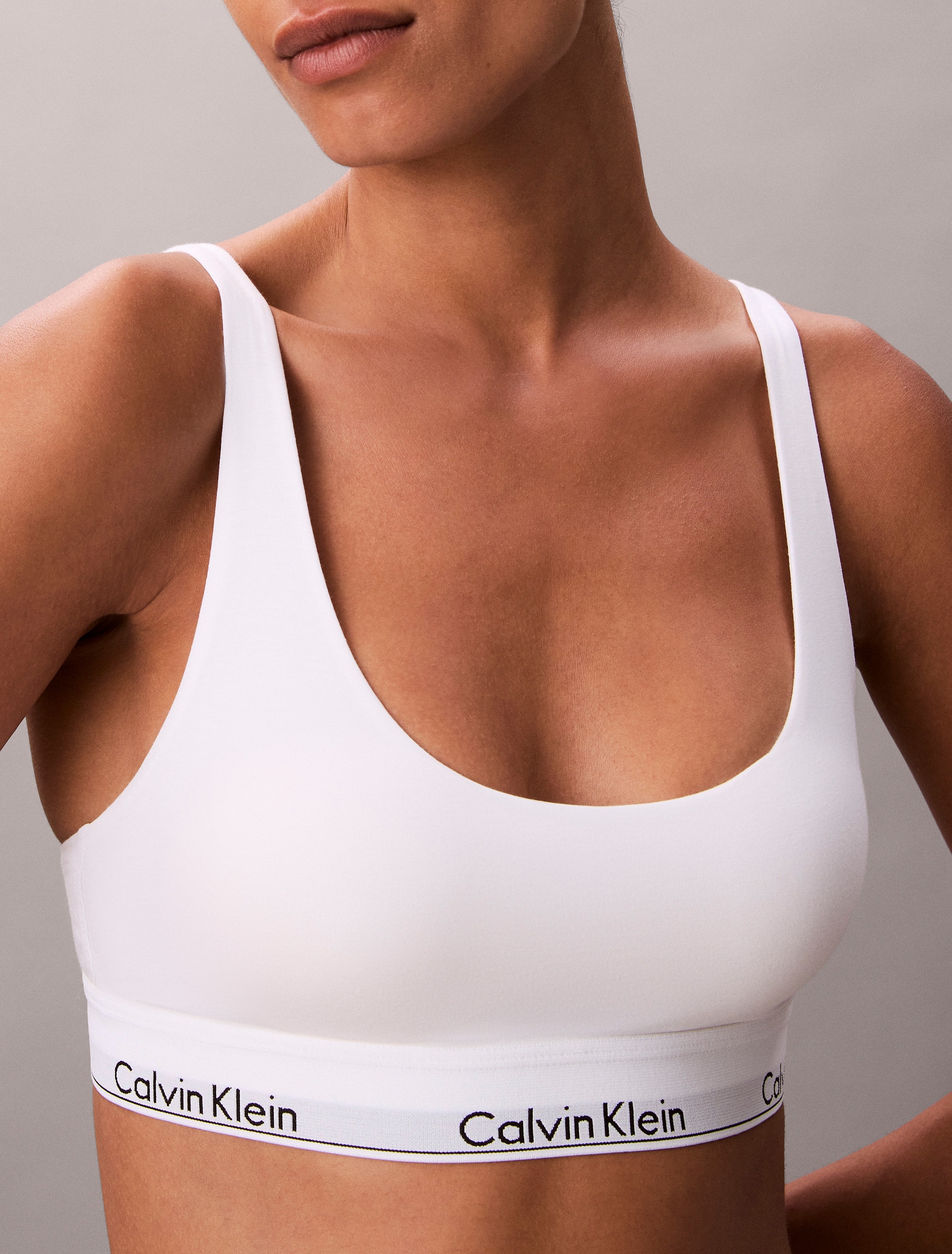 Calvin Klein Underwear Bralette-BH »LIGHTLY LINED BRALETTE«, Mit elastischem Saum