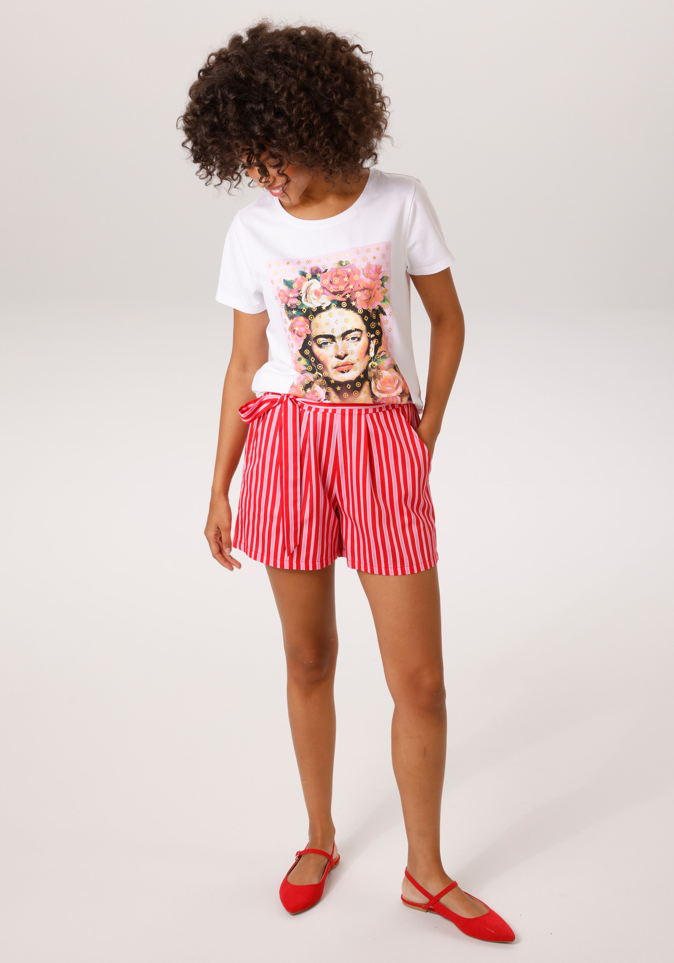 Aniston CASUAL Shorts  im trendfarbenen Streifen-Dessin - NEUE KOLLEKTION