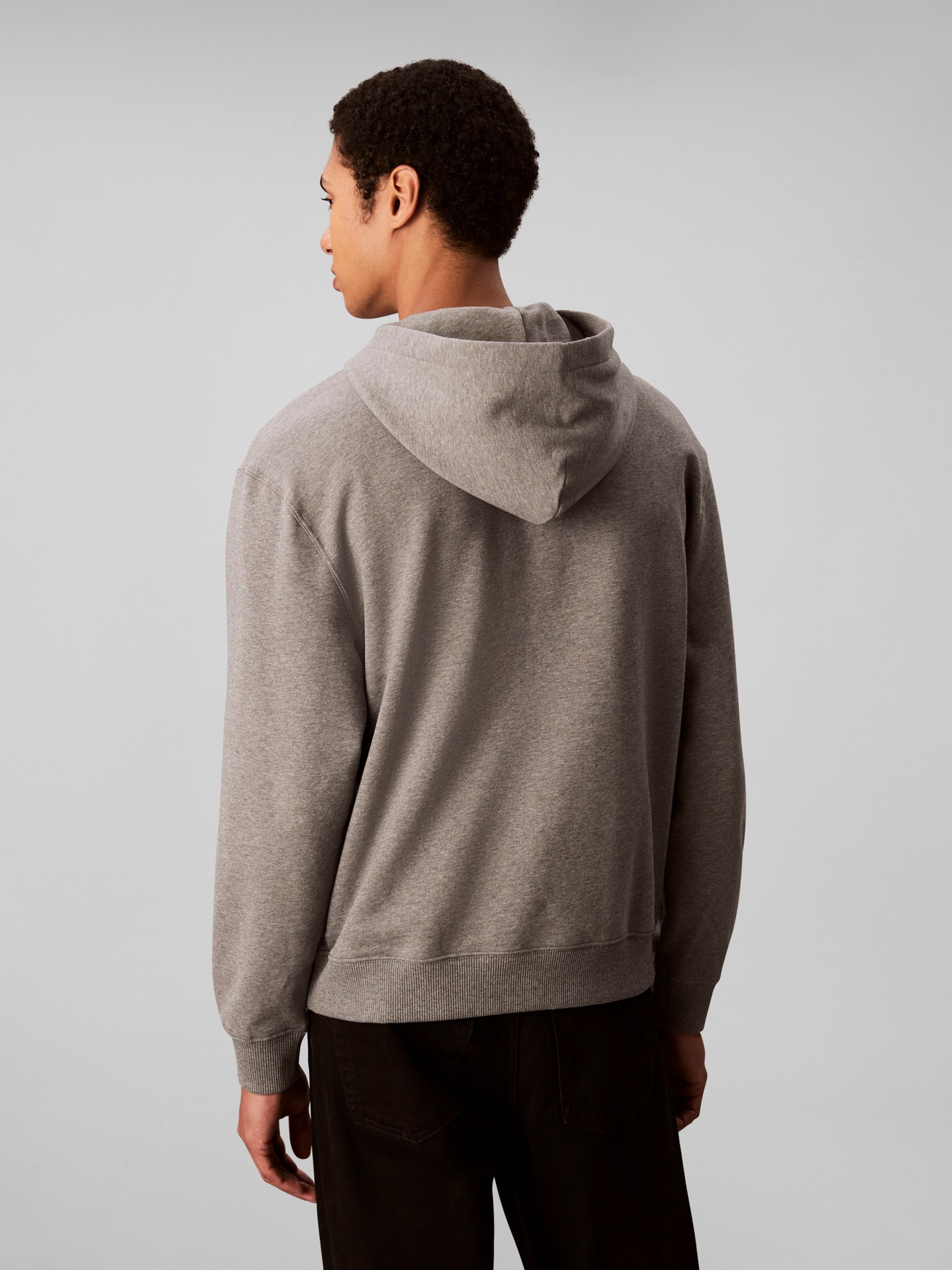 Calvin Klein Kapuzensweatshirt »LS EU STANDARD LOGO 350TERRY PO«, Mit Rundhalsausschnitt, regular fit