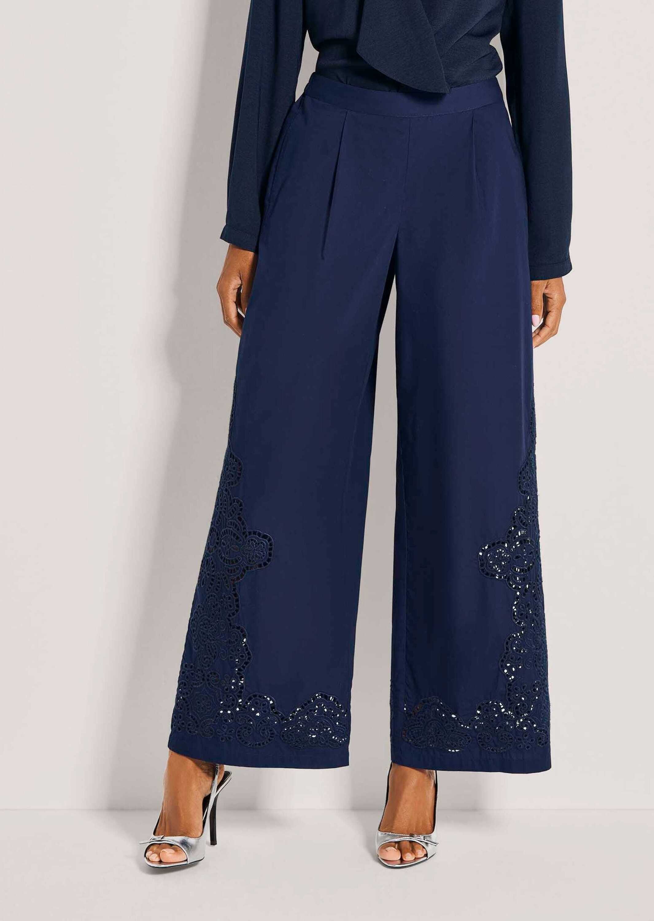 MADELEINE Culotte »Culotte Sommerhose mit Lochstickerei«  Weite Hose mit Lochstickerei