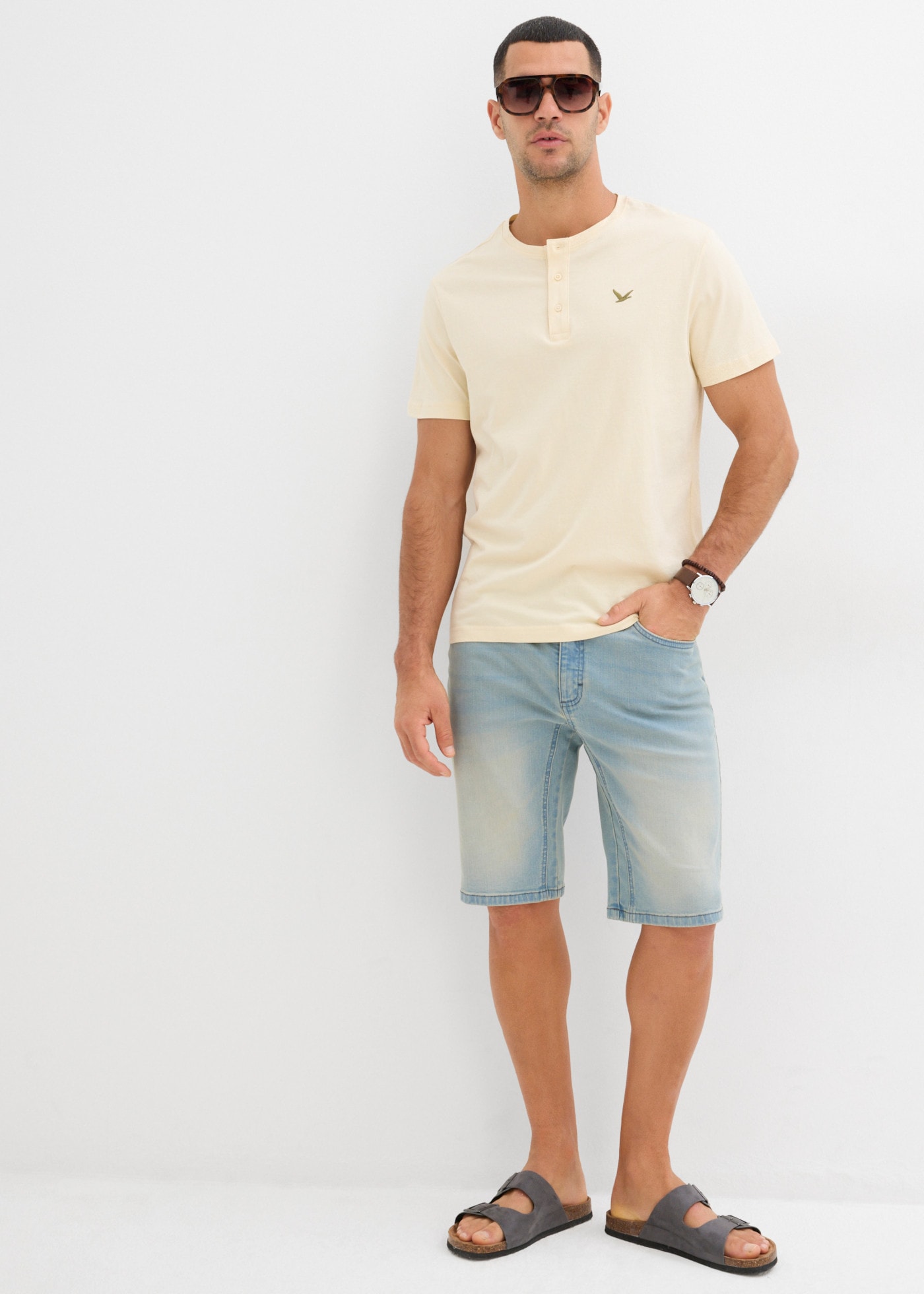 bonprix Bermudas  mit Used-Effekt, regular fit, aus hautfreundlicher Baumwolle