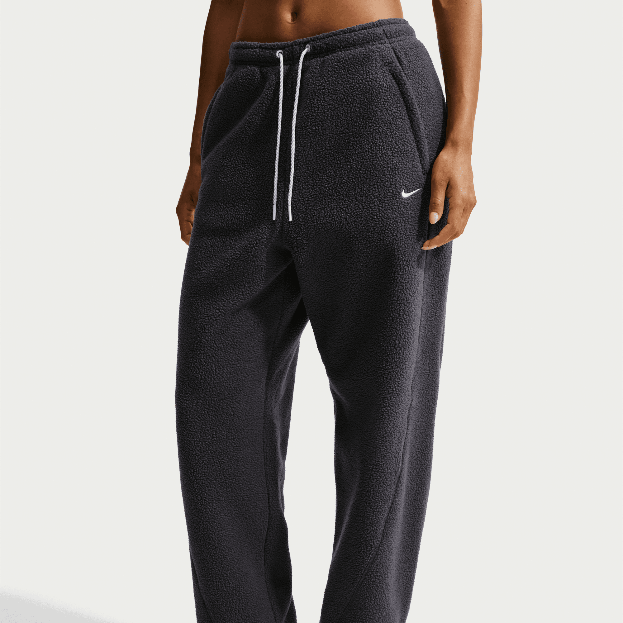 Nike Sportswear Plüschhose »W NK CHILL POLAR FLC PANT«  mit elastischem Bund, auch in großen Größen