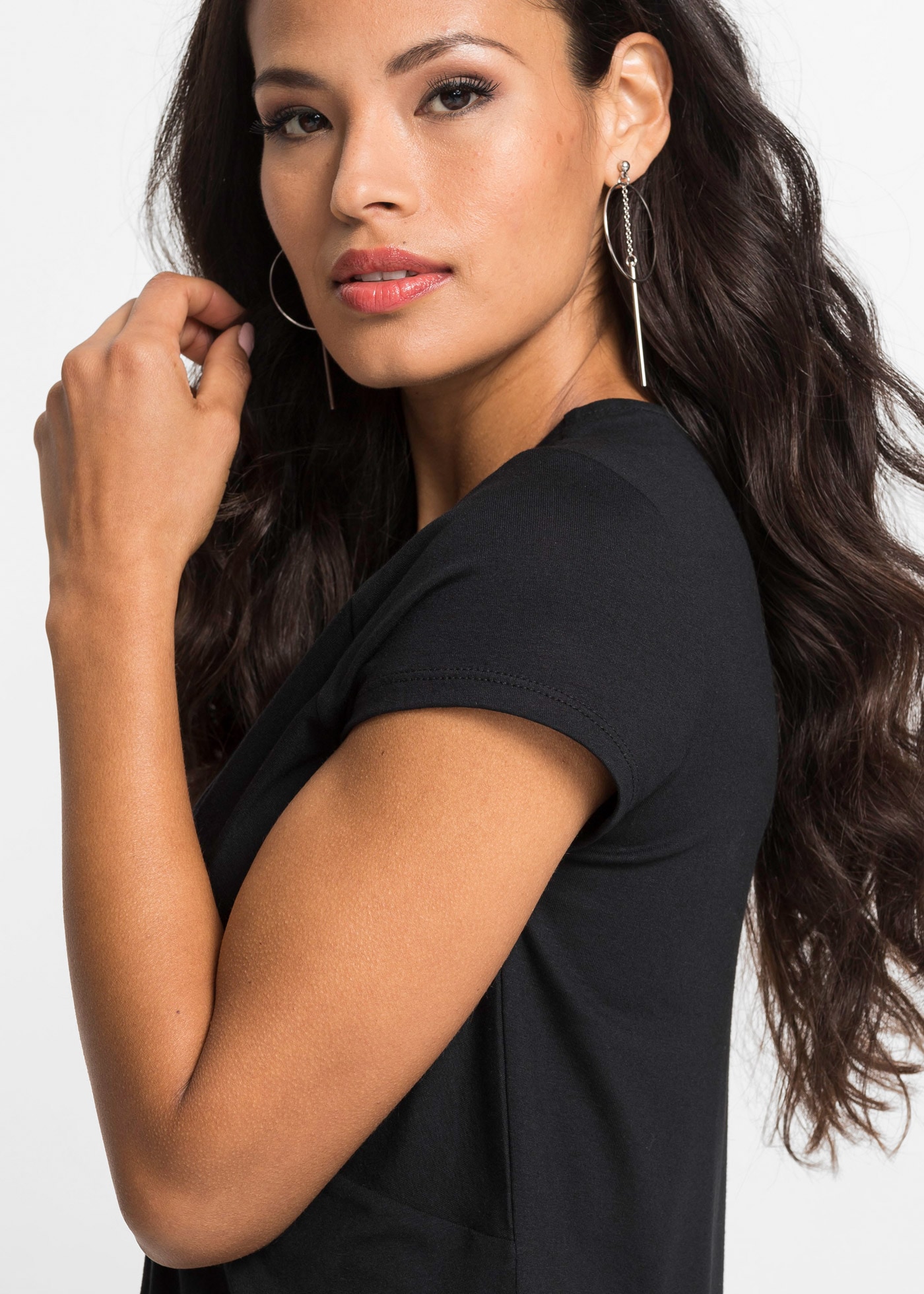 bonprix T-Shirt mit modischem Knoten-Detail