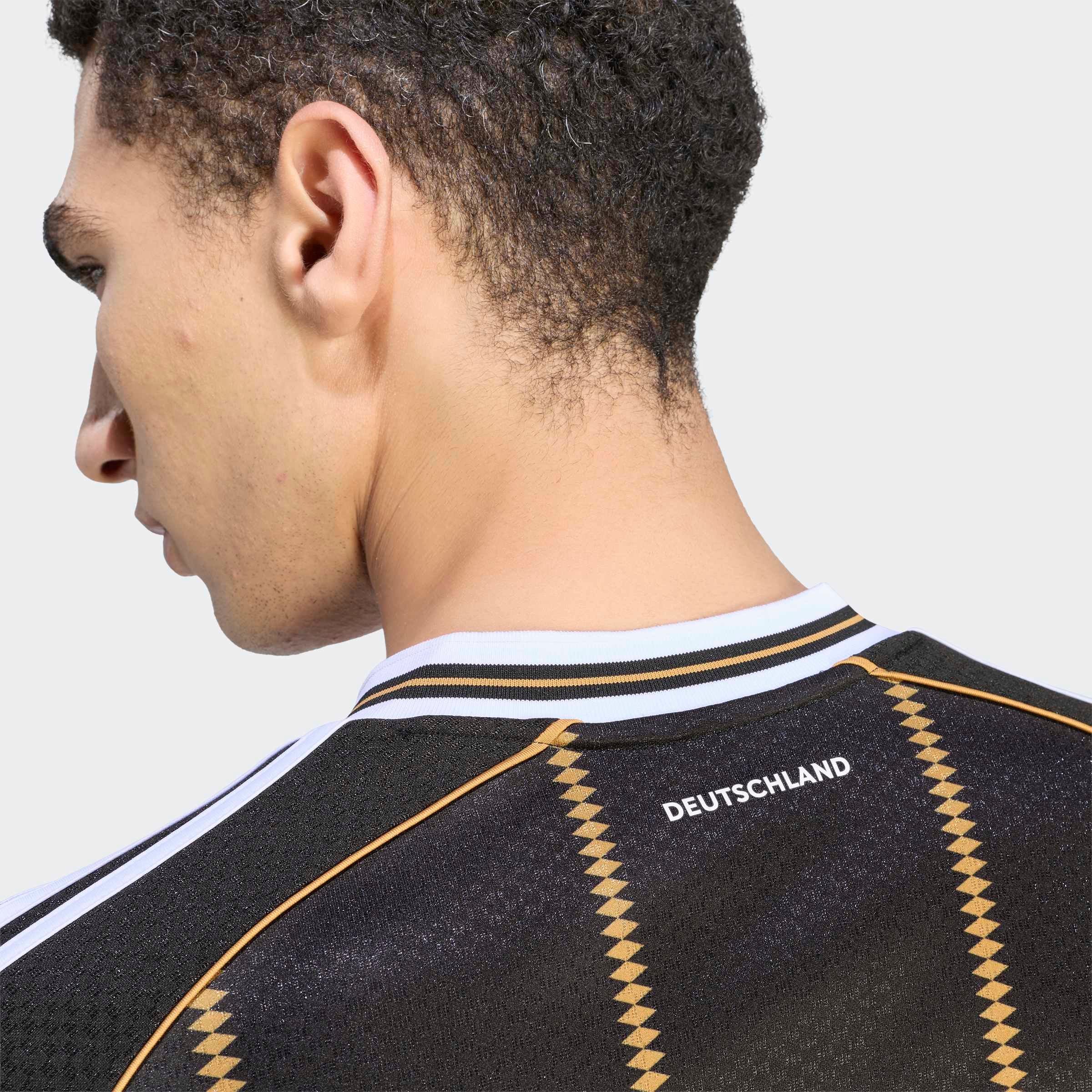 adidas Performance Fußballtrikot »DEUTSCHLAND 26 AUSWEICHTRIKOT, LANGÄRMLIG« DFB, Vorbestellung: Versand erfolgt frühestens zum 05.10.2026