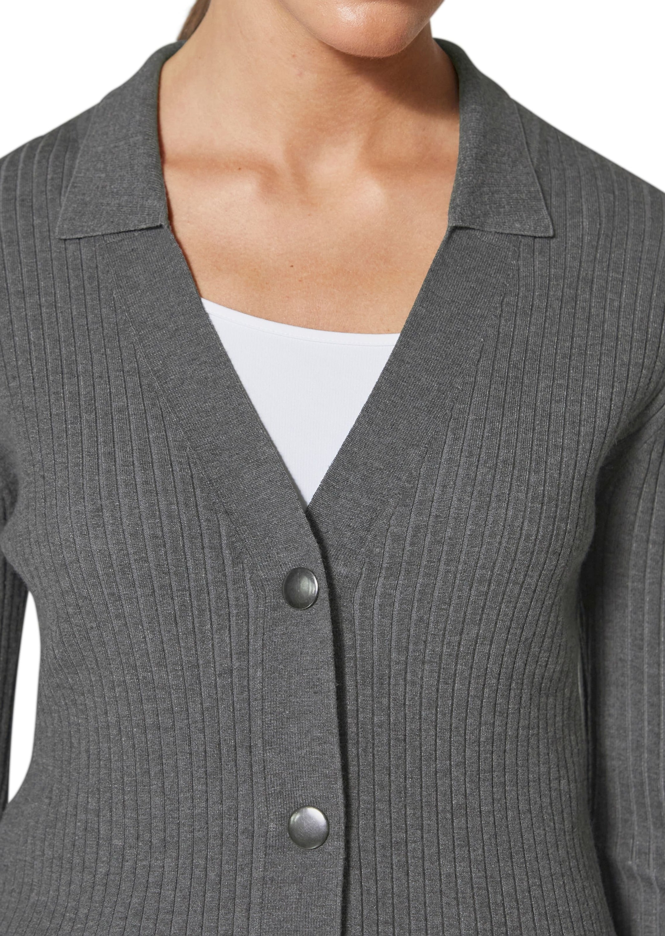 MADELEINE Strickjacke »Strickjacke Schlichte Strickjacke in Long-Form«