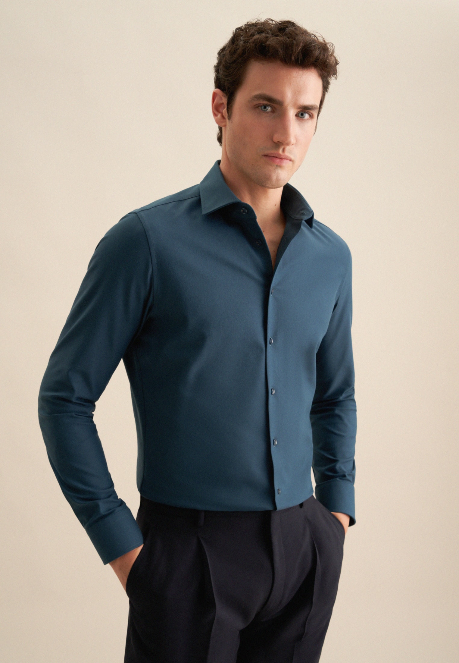 Seidensticker Herren Businesshemd Slim Kentkragen Uni in grün, Größe M (40)