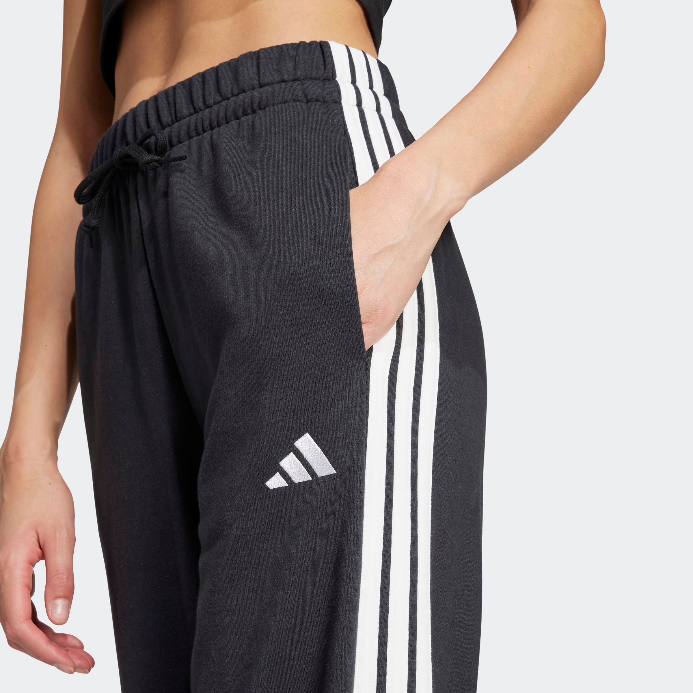 adidas Sportswear Sporthose »W 3S FT OH PT«  Reguläre Passform, aus weichem French Terry