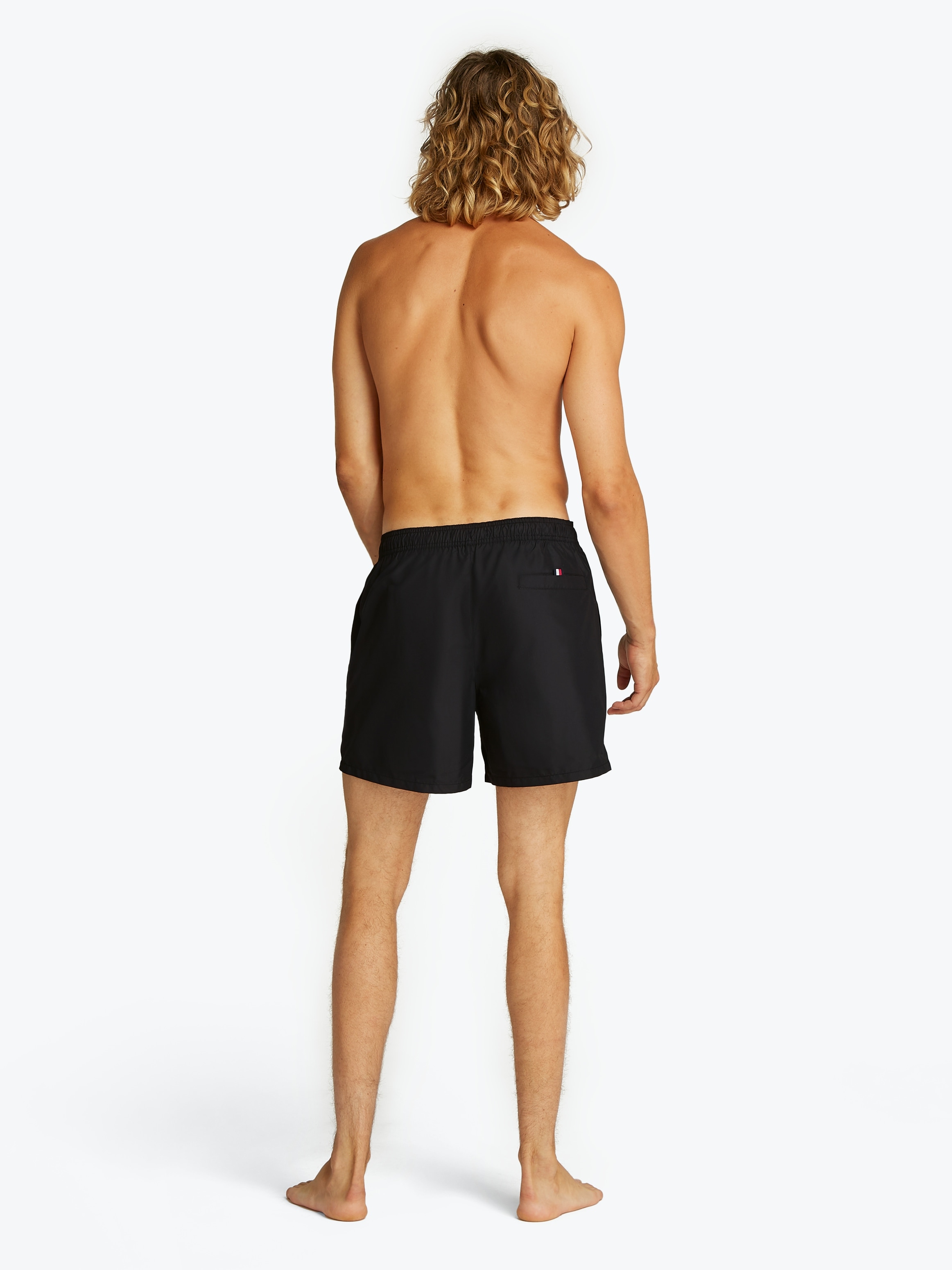 Tommy Hilfiger Swimwear Badeshorts »MEDIUM DRAWSTRING«, mit Logostickerei