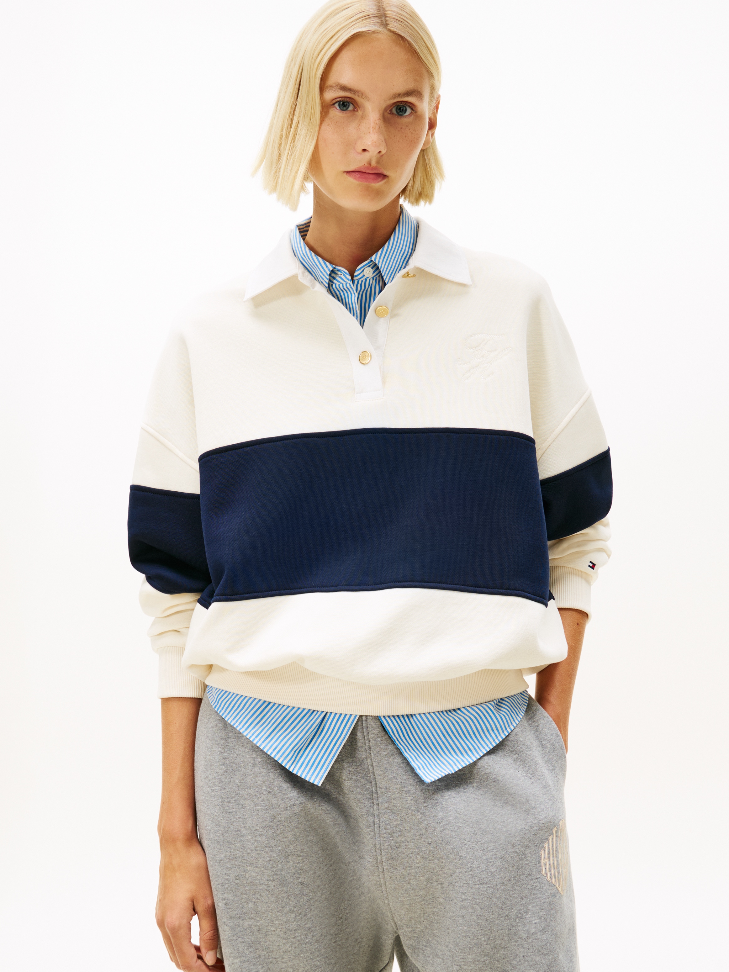 Tommy Hilfiger Sweatshirt »GOLD BTN RUGBY FLEECE SWTSRT«, mit goldfarbenen Knöpfen
