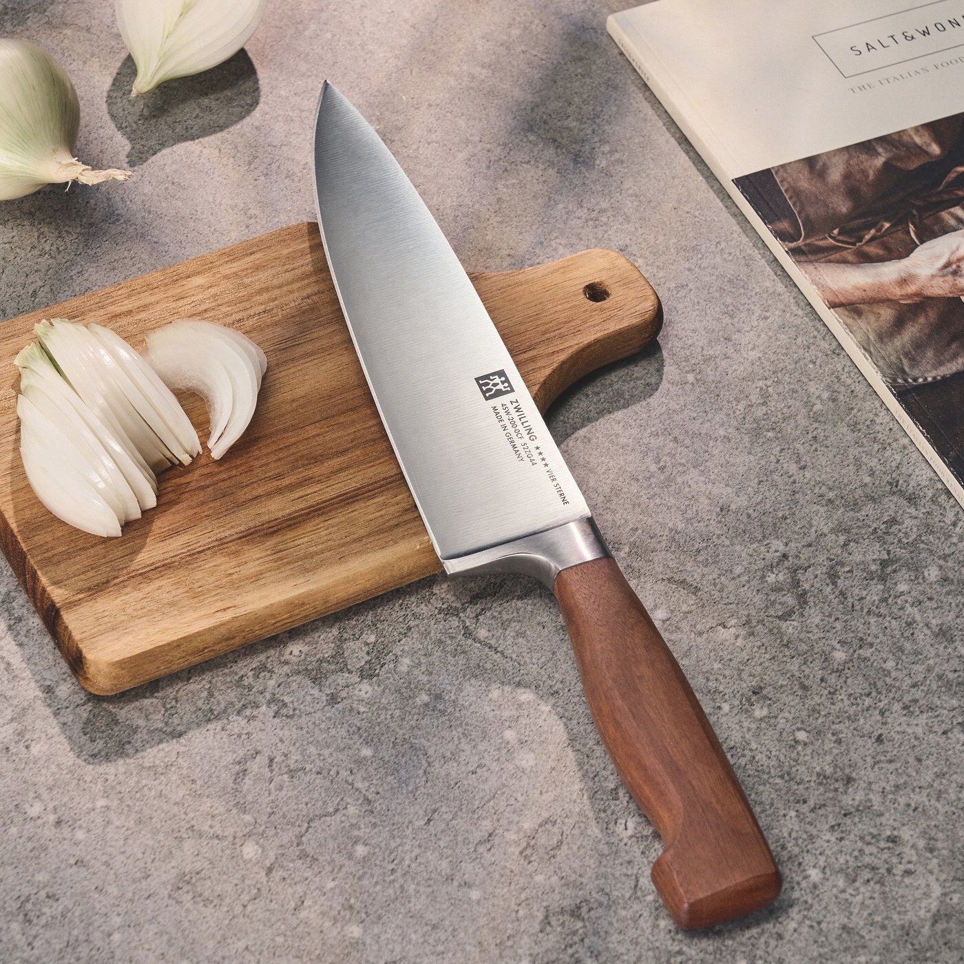 Zwilling Universalküchenmesser »**** VIER STERNE Wood« Made in Germany, Eigehärtete Klinge, FSC-Zertifizitiertes Holz
