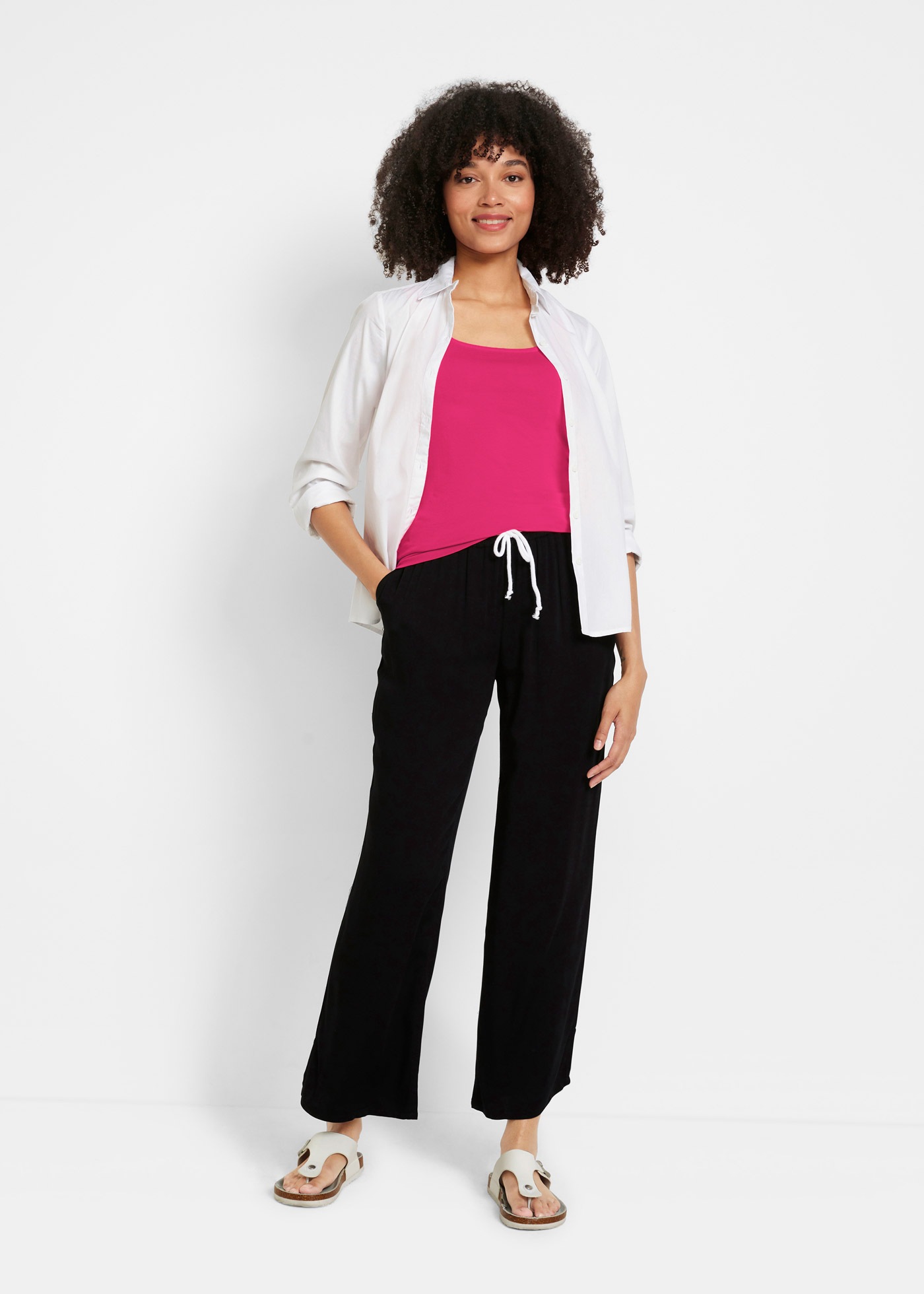 bonprix Tanktop Packung, 2 tlg. taillierte Passform, mit Carré-Ausschnitt