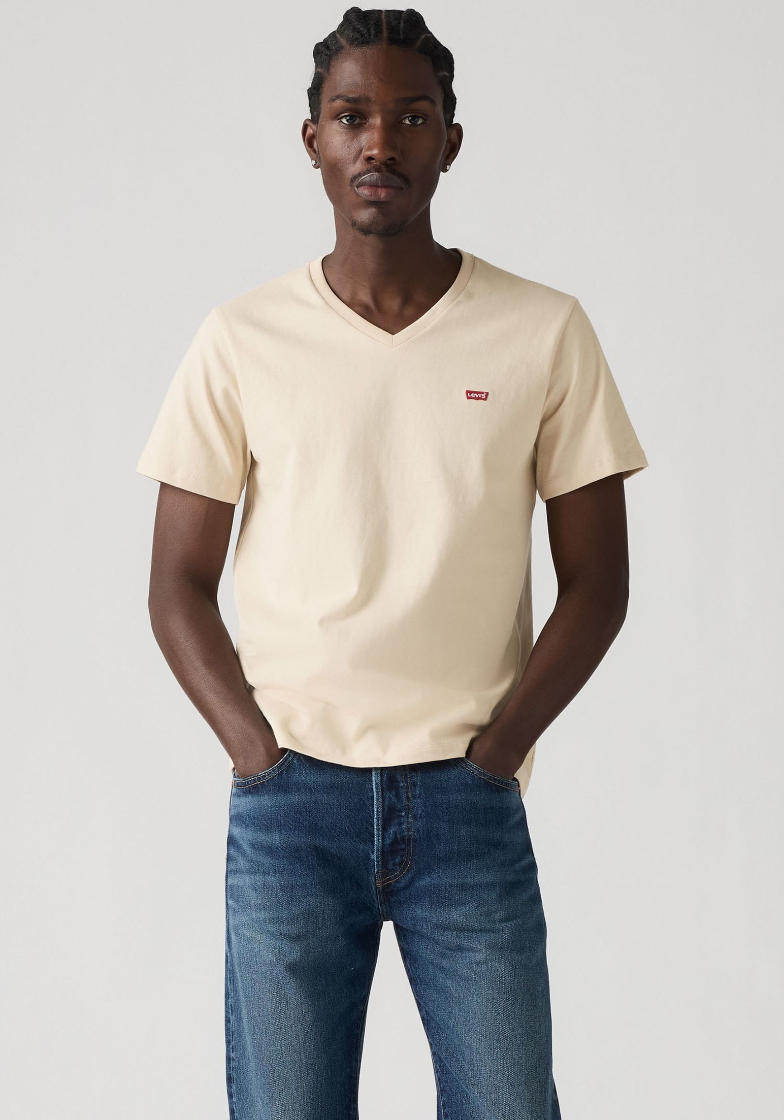 Levi's® V-Shirt »LE ORIGINAL HM VNECK«, mit Logostickerei