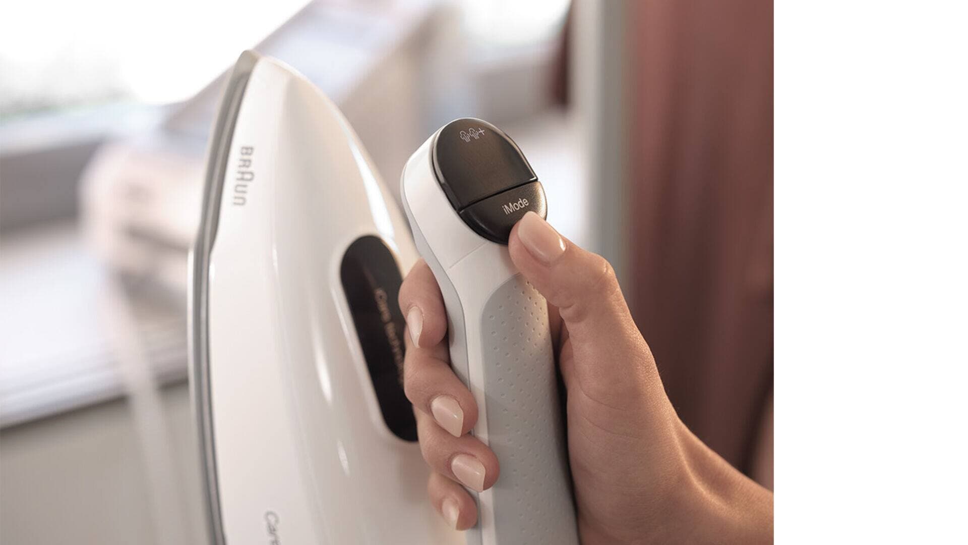 Braun Dampfbügelstation »CareStyle 7 IS 7262 GY - 7,5 bar, 510 g Dampfstoß, 2,0 l Wassertank«, 150 g Dampfmenge, EloxalPlus Bügelsohle, Ultimate FastClean Entkalkung
