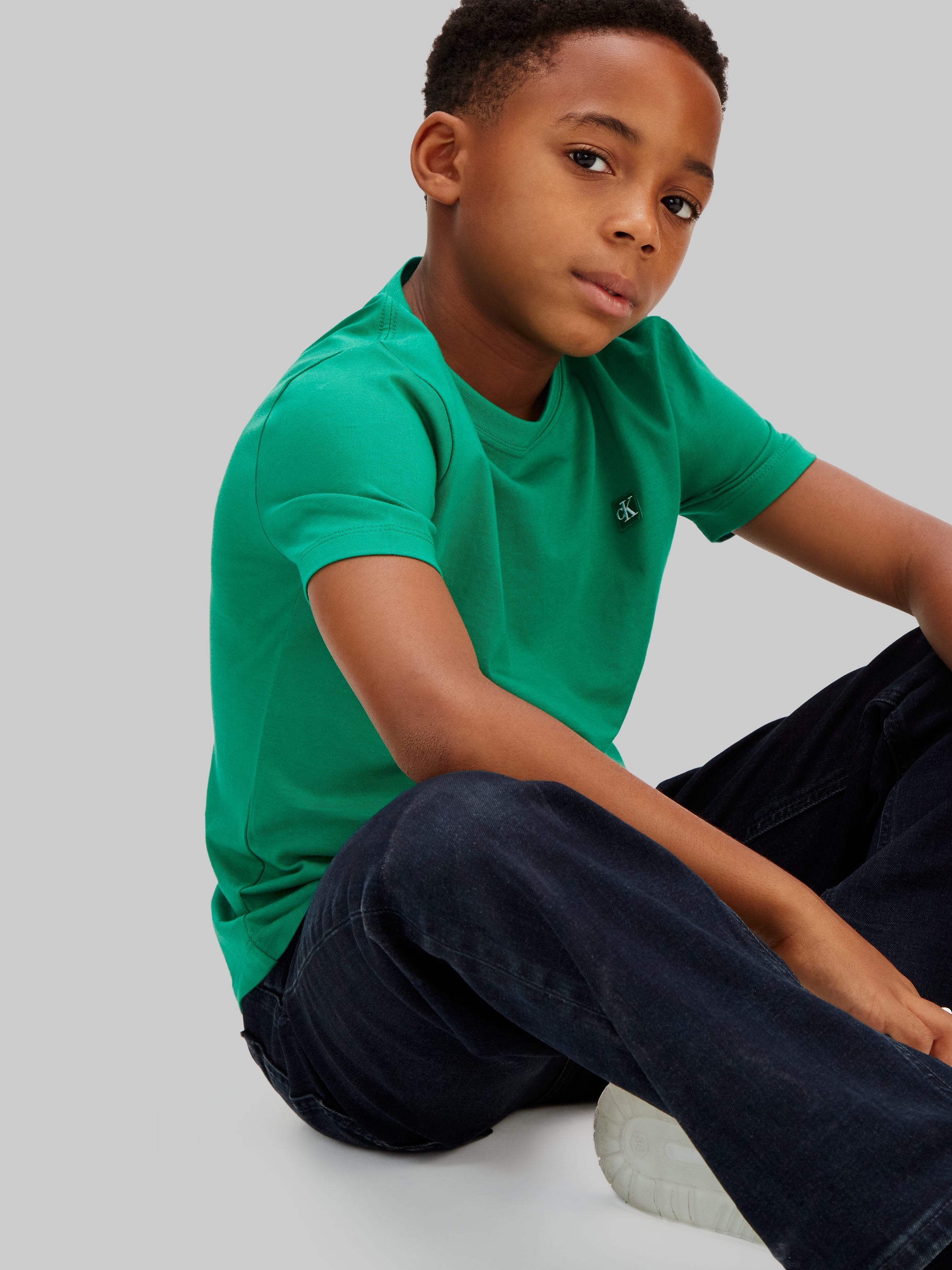 Calvin Klein Jeans T-Shirt »MONO MINI BADGE T-SHIRT« Regular fit für Kinder