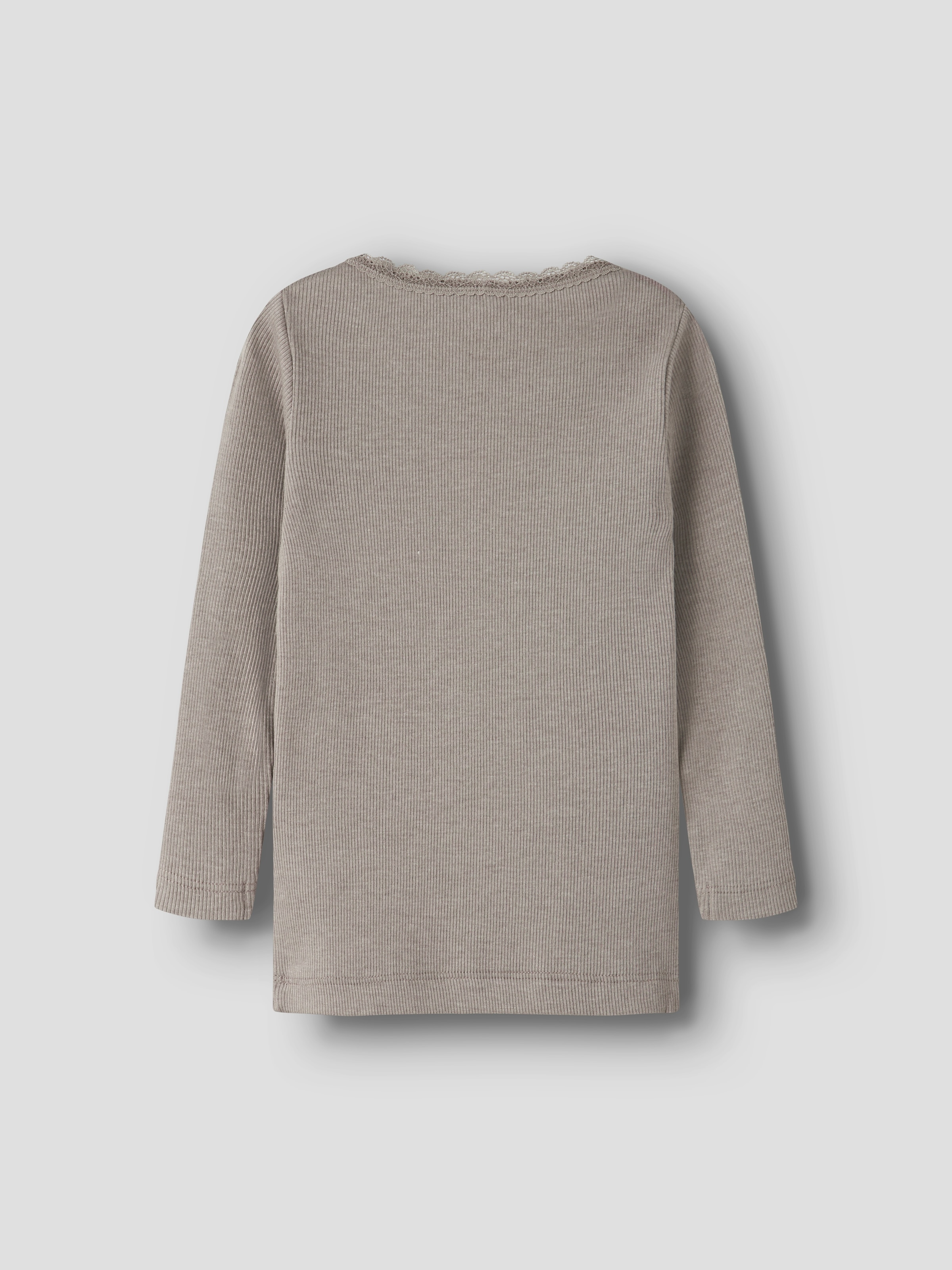 Name It Langarmshirt »NMFKAB LS TOP NOOS«, in Feinripp und mit süßer Spitzenkante am Ausschnitt