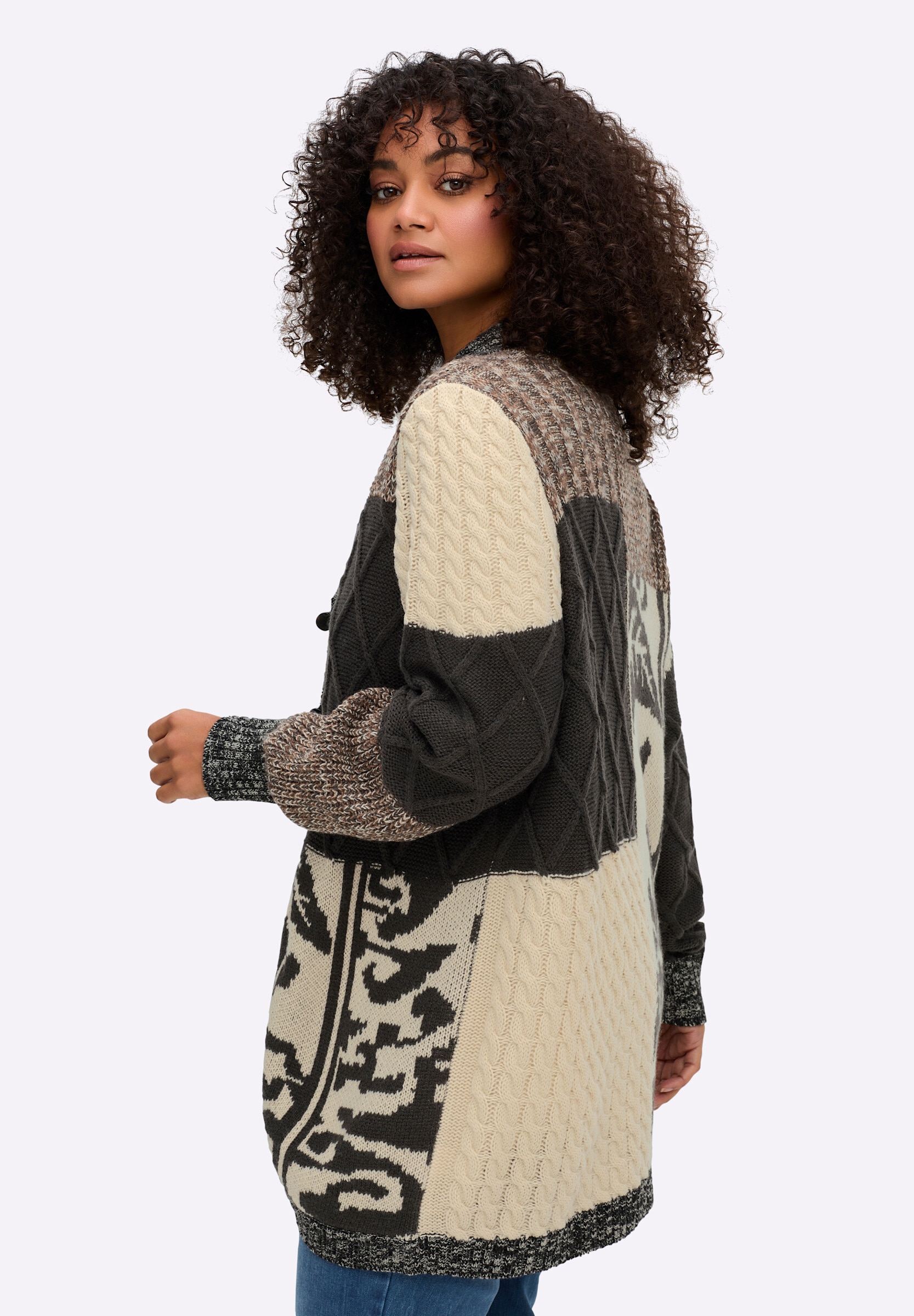 sheego by Joe Browns Strickjacke »Strickjacke Strickjacke im rustikalen Patchwork-Stil«