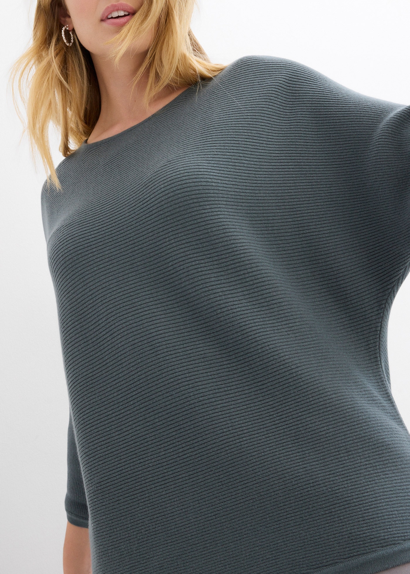 bonprix Strickpullover 1 aus Viskose, mit Rippstruktur, halber Fledermausarm