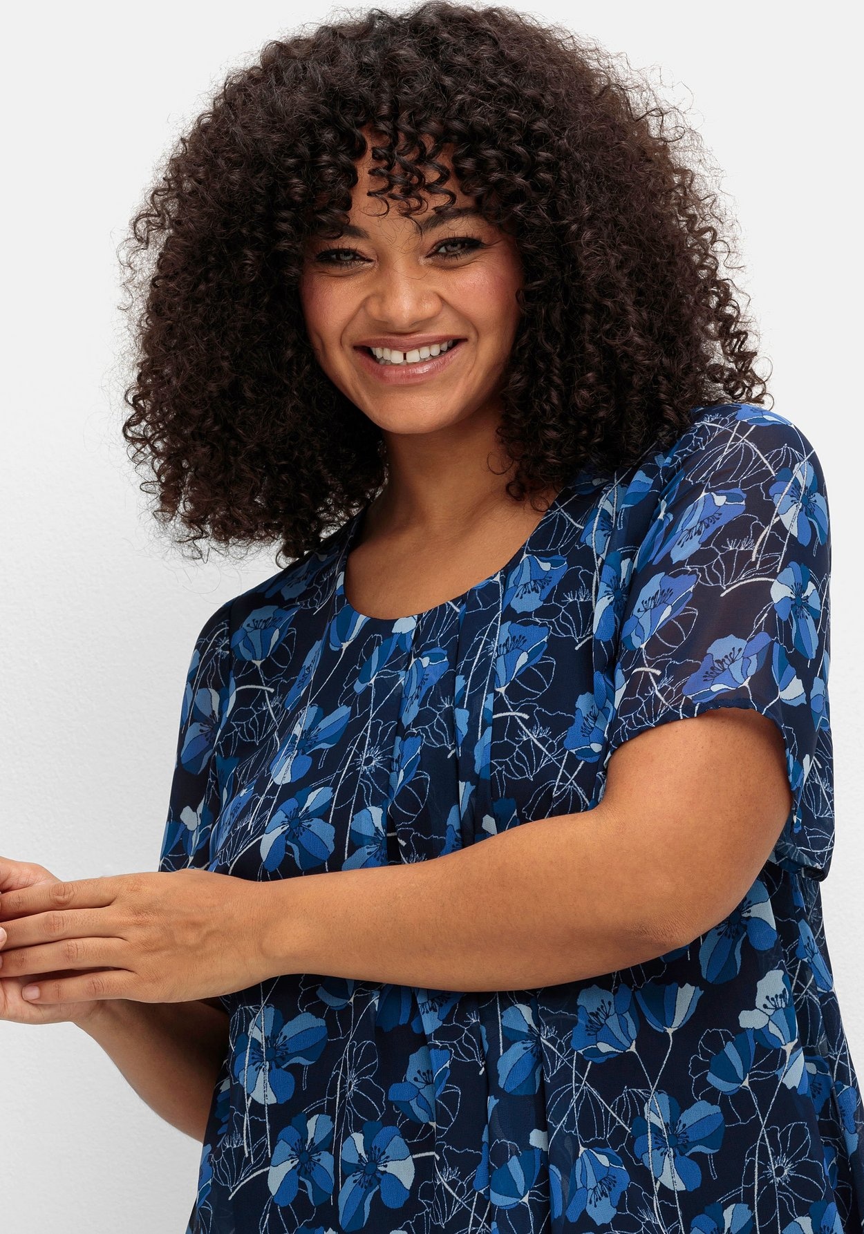 Sheego Longtunika »Chiffontunika im Lagenlook, mit Blütenprint«