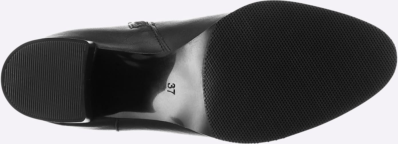 Andrea Conti Stiefelette