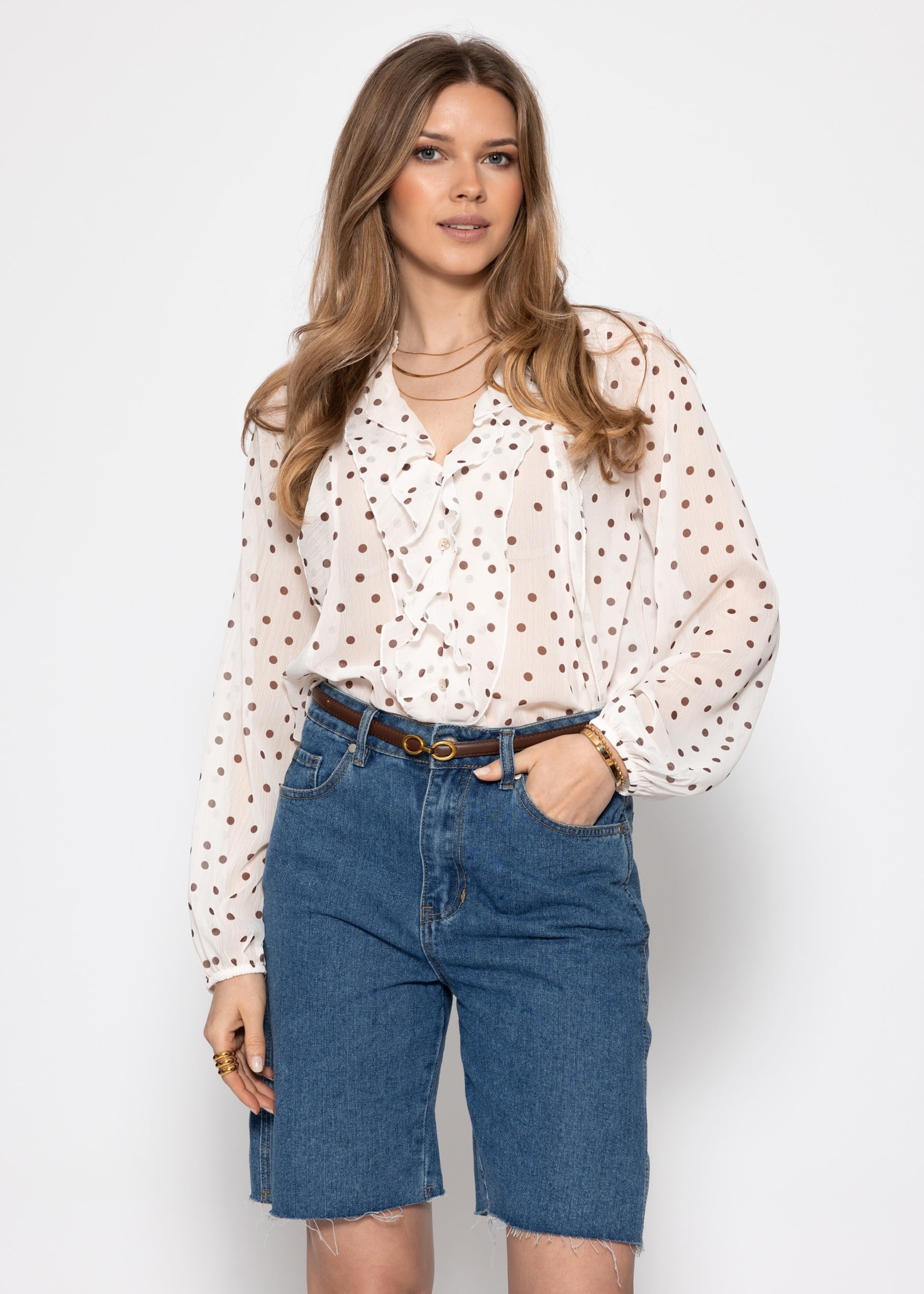 SASSYCLASSY Chiffonbluse »Chiffon Bluse mit Volants und Punktemuster« Leichte Bluse mit braunem Punktemuster und locker fallendem Schnitt