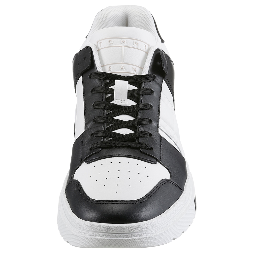 Tommy Jeans Sneaker »TJM LEATHER CUPSOLE 2.0«, im Kontrast-Look, Freizeitschuh, Halbschuh, Schnürschuh