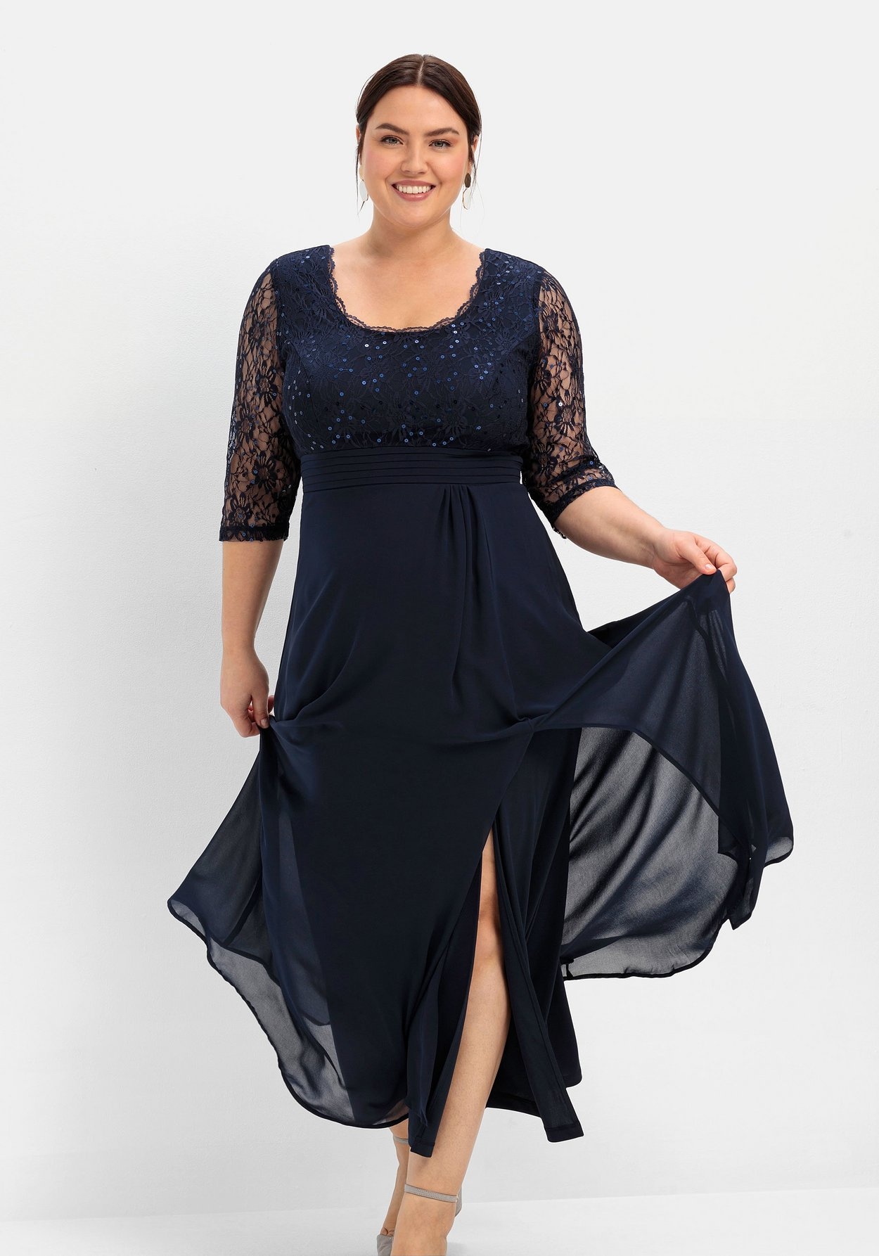 Sheego Abendkleid »Abendkleid mit weitem Rockteil«, mit weitem Rockteil