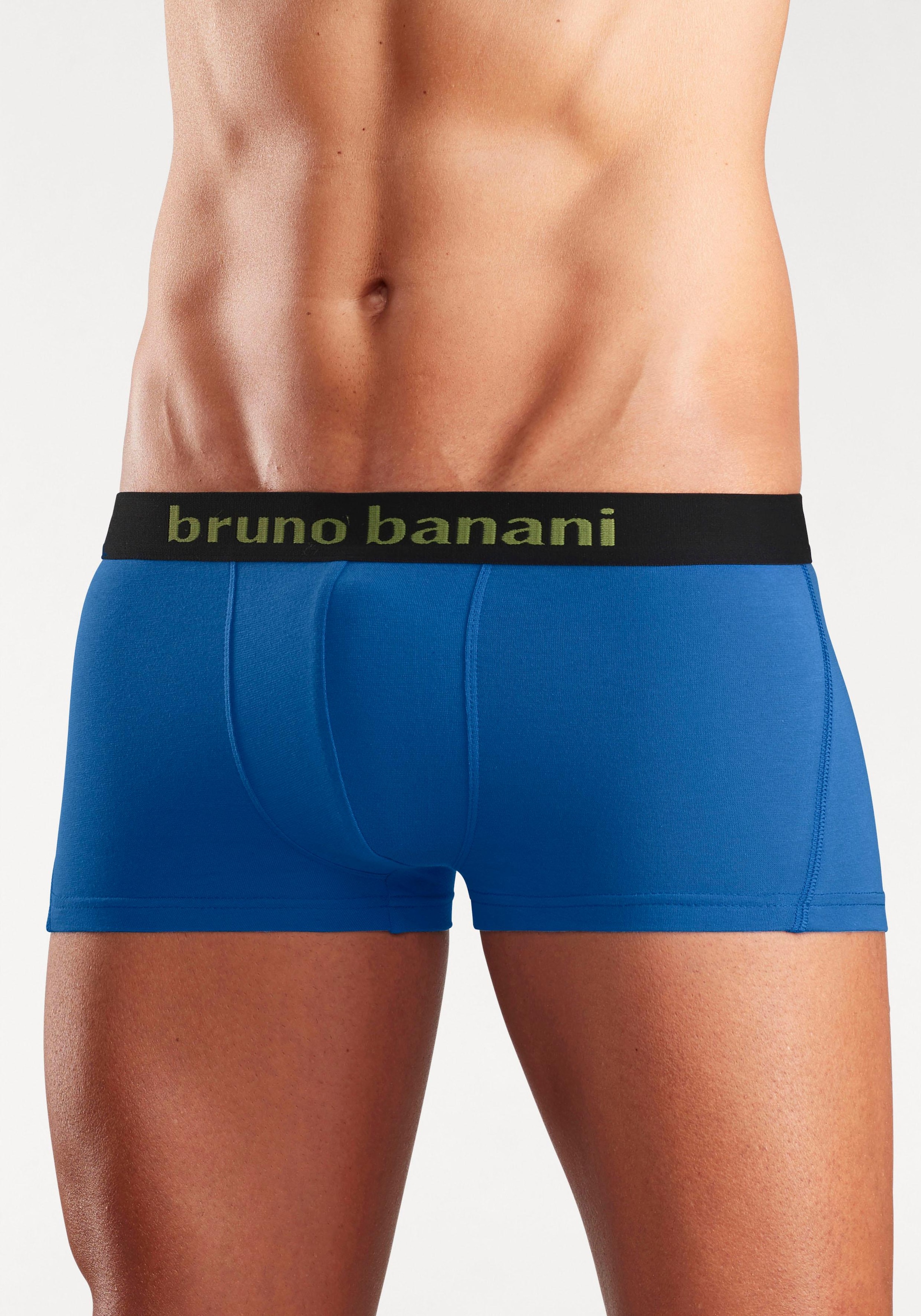 Bruno Banani Hipster, (Packung, 4 St.), knapp sitzende Boxershorts mit Logo Webbund aus Baumwollmischung