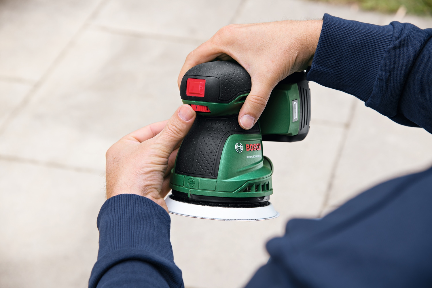 Bosch Home & Garden Akku-Exzenterschleifer »»UniversalOrbit 18V-20««, Inkl. 1x Akku 2,0 Ah und Ladegerät