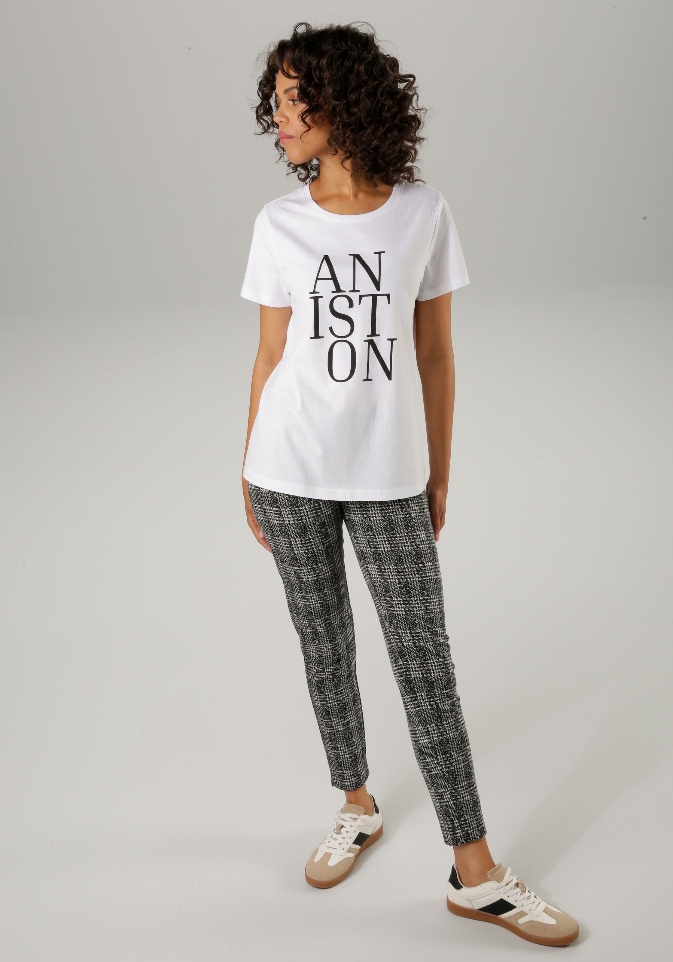 Aniston CASUAL T-Shirt, mit ANISTON-Schriftzug